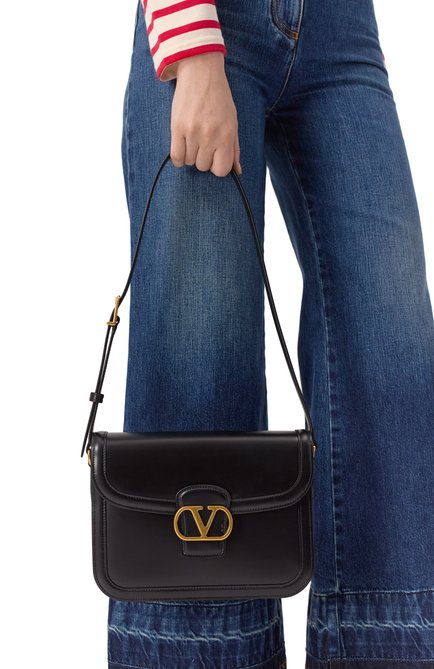 Женская сумка 9to5​ VALENTINO черного цвета, арт. 6W2B0R15/UHF | Фото 2 (Материал сплава: Проставлено; Размер: small; Драгоценные камни: Проставлено; Ремень/цепочка: На ремешке; Материал: Натуральная кожа)