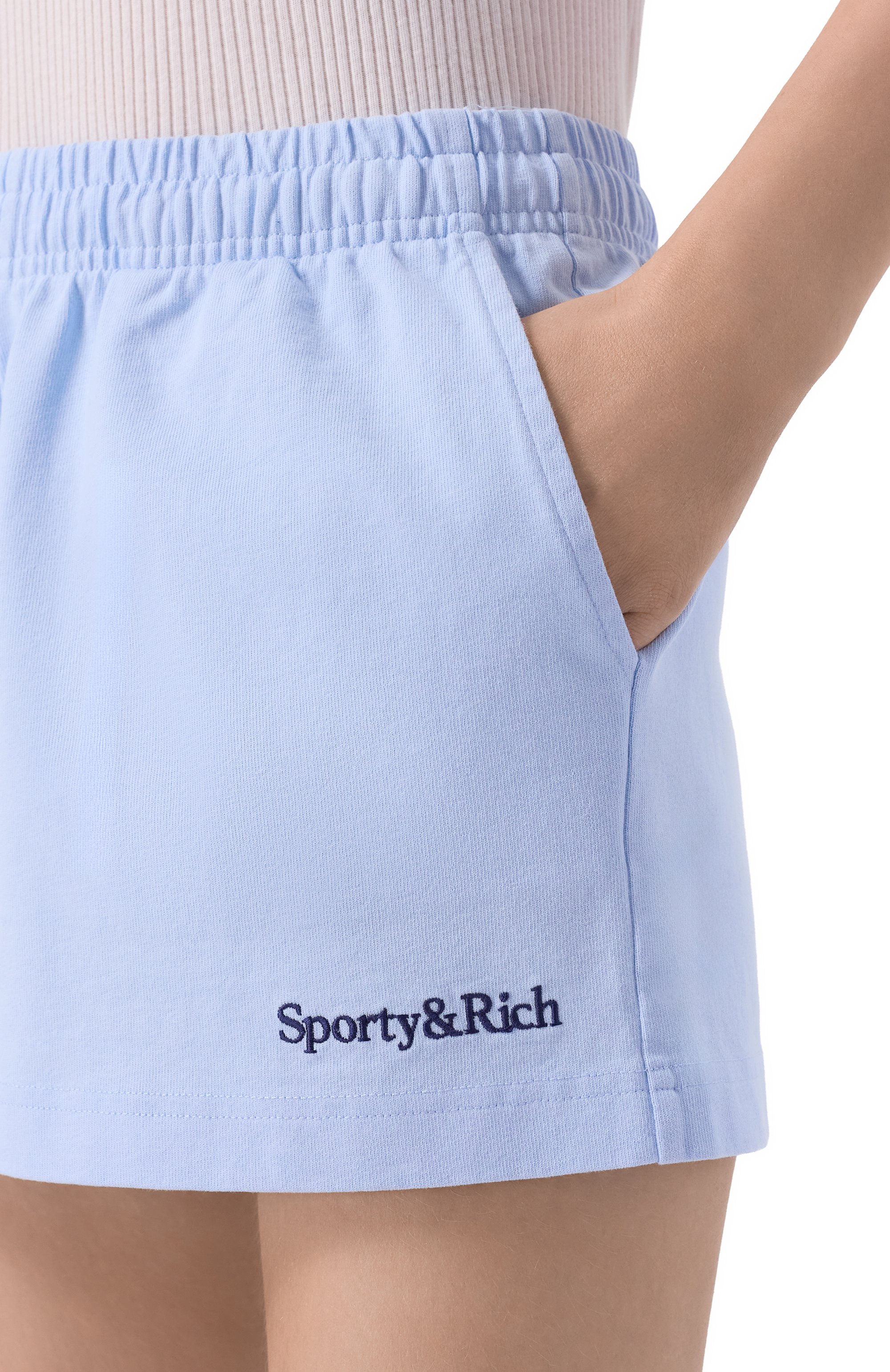 Хлопковые шорты SPORTY AND RICH голубого цвета по цене 17150 руб., арт. SH03775300BL90, фото 5 Хлопковые шорты SPORTY AND RICH, арт. SH03775300BL90, фото 5