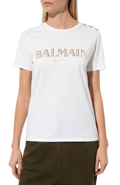 Женская хлопковая футболка BALMAIN белого цвета, арт. VF11350B008 | Фото 3 (Рукава: Короткие; Длина (для топов): Стандартные; Принт: С принтом; Материал сплава: Проставлено; Материал внешний: Хлопок; Женское Кросс-КТ: Футболка-одежда; Драгоценные камни: Проставлено; Сти�ли: Кэжуэл)