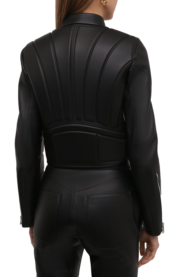 Женская кожаная куртка BOTTEGA VENETA черного цвета, арт. 667265/V15Y0 | Фото 4 (Материал подклада: Вискоза; Длина (верхняя одежда): Короткие; Рукава: Длинные; Женское Кросс-КТ: Замша и кожа; Стили: Гранж; Материал внешний: Натуральная кожа; Кросс-КТ: Куртка, Утепленные; Материал сплава: Проставлено; Драгоценные камни: Проставлено)