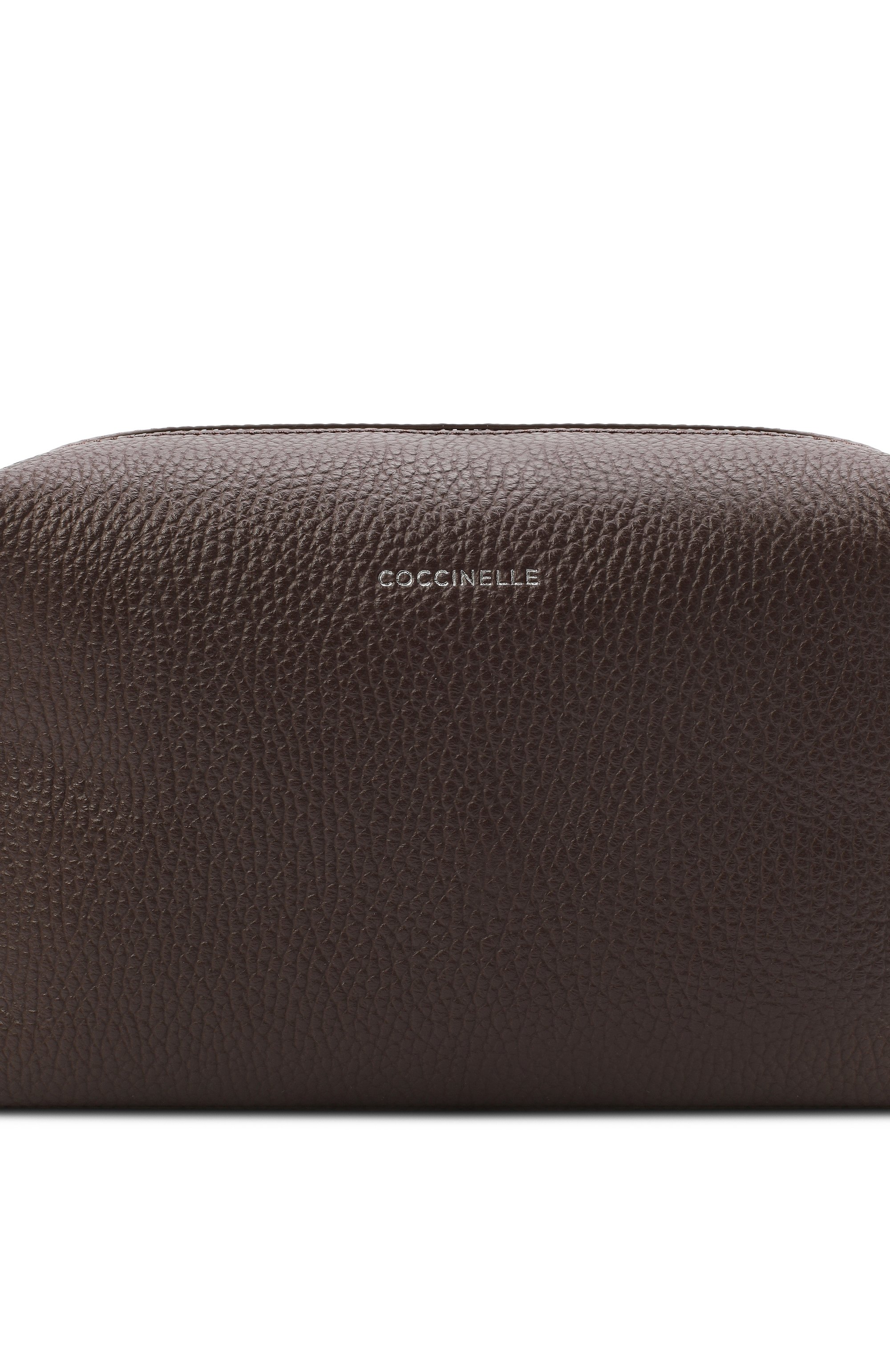 Кожаная косметичка COCCINELLE темно-коричневого цвета по цене 9975 руб., арт. E5 MUK 95 G0 01, фото 2 Кожаная косметичка COCCINELLE, арт. E5 MUK 95 G0 01, фото 2