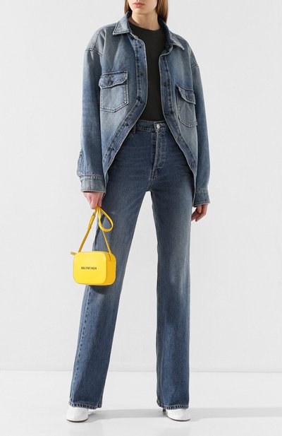 Джинсовая куртка BALENCIAGA синего цвета по цене 108500 руб., арт. 606166/TDW14, фото 2 Джинсовая куртка BALENCIAGA, арт. 606166/TDW14, фото 2