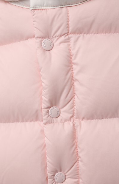 Пуховый комбинезон MONCLER розового цвета по цене 65650 руб., арт. G2-951-1G521-00-53333/9-12M, фото 3 Пуховый комбинезон MONCLER, арт. G2-951-1G521-00-53333/9-12M, фото 3