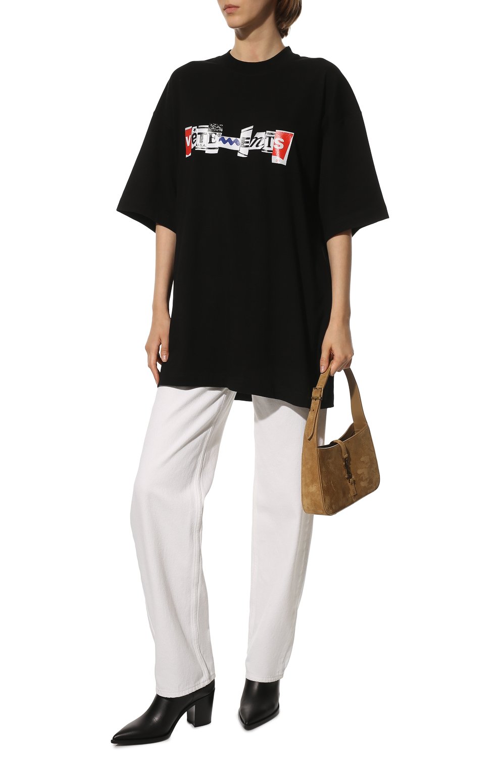 Хлопковая футболка VETEMENTS черного цвета по цене 38900 руб., арт. UA53TR220B 1611/W, фото 2 Хлопковая футболка VETEMENTS, арт. UA53TR220B 1611/W, фото 2