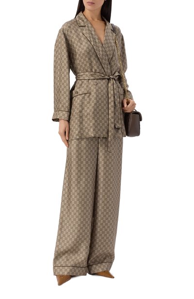 Шелковые брюки GUCCI бежевого цвета по цене 199500 руб., арт. 864567/ZAUUN, фото 2 Шелковые брюки GUCCI, арт. 864567/ZAUUN, фото 2