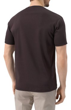 Мужская хлопковая футболка GIORGIO ARMANI темно-коричневого цвета, арт. 6LSM90/SJTKZ | Фото 4 (Рукава: Короткие; Длина (для топов): Стандартные; Принт: Без принта; Стили: Кэжуэл; Материал внешний: Хлопок; Кросс-КТ: Джерси; Мужское Кросс-КТ: Футболка-одежда)