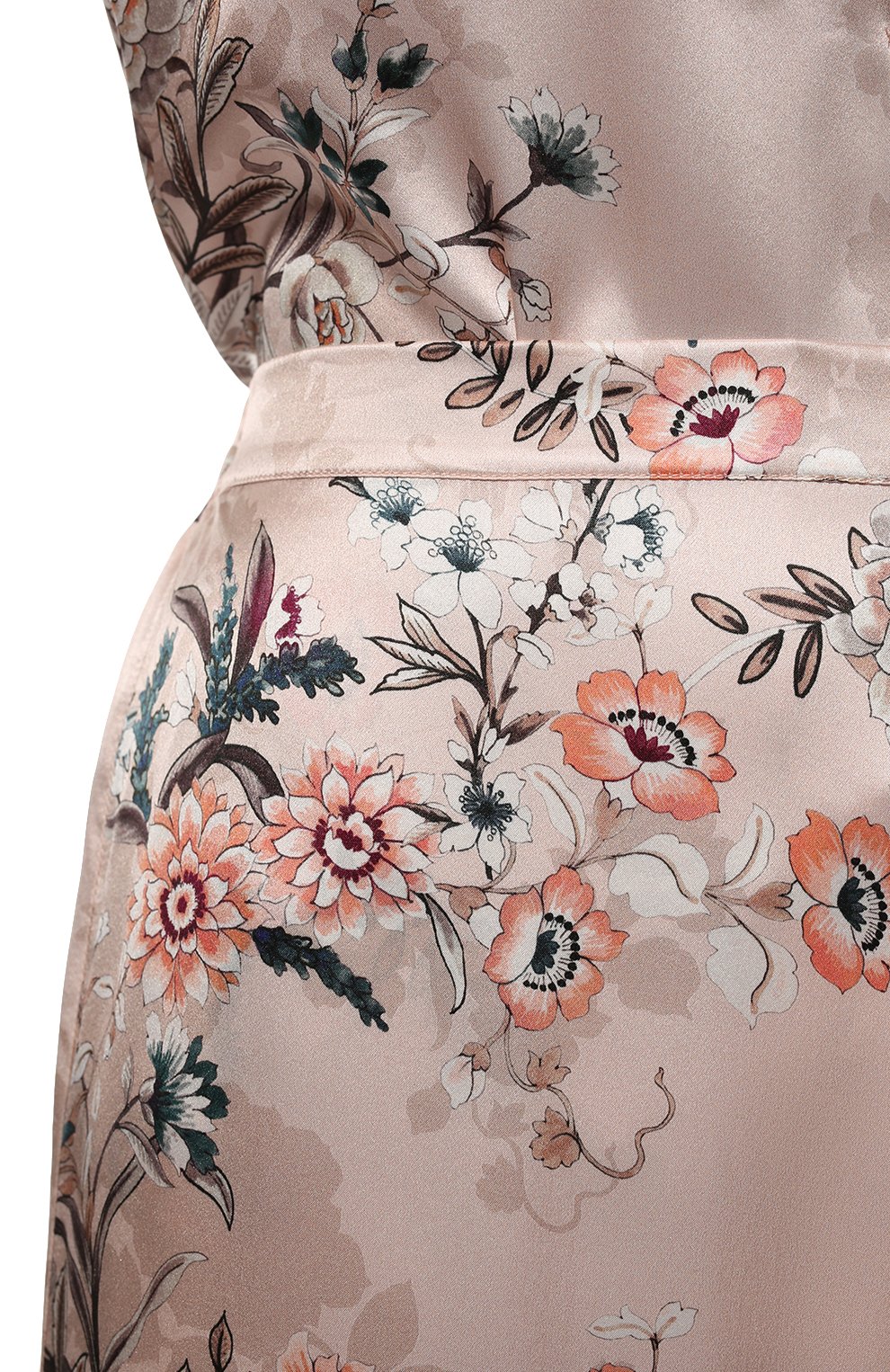 Шелковая пижама LUNA DI SETA светло-розового цвета по цене 62520 руб., арт. VLST60835, фото 7 Шелковая пижама LUNA DI SETA, арт. VLST60835, фото 7