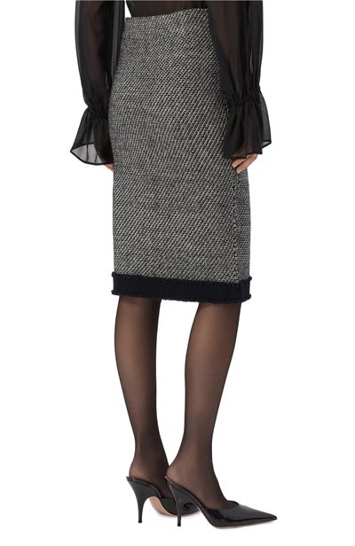Твидовая юбка NINA RICCI серого цвета по цене 69950 руб., арт. 26AMJU002/ML0615, фото 4 Твидовая юбка NINA RICCI, арт. 26AMJU002/ML0615, фото 4