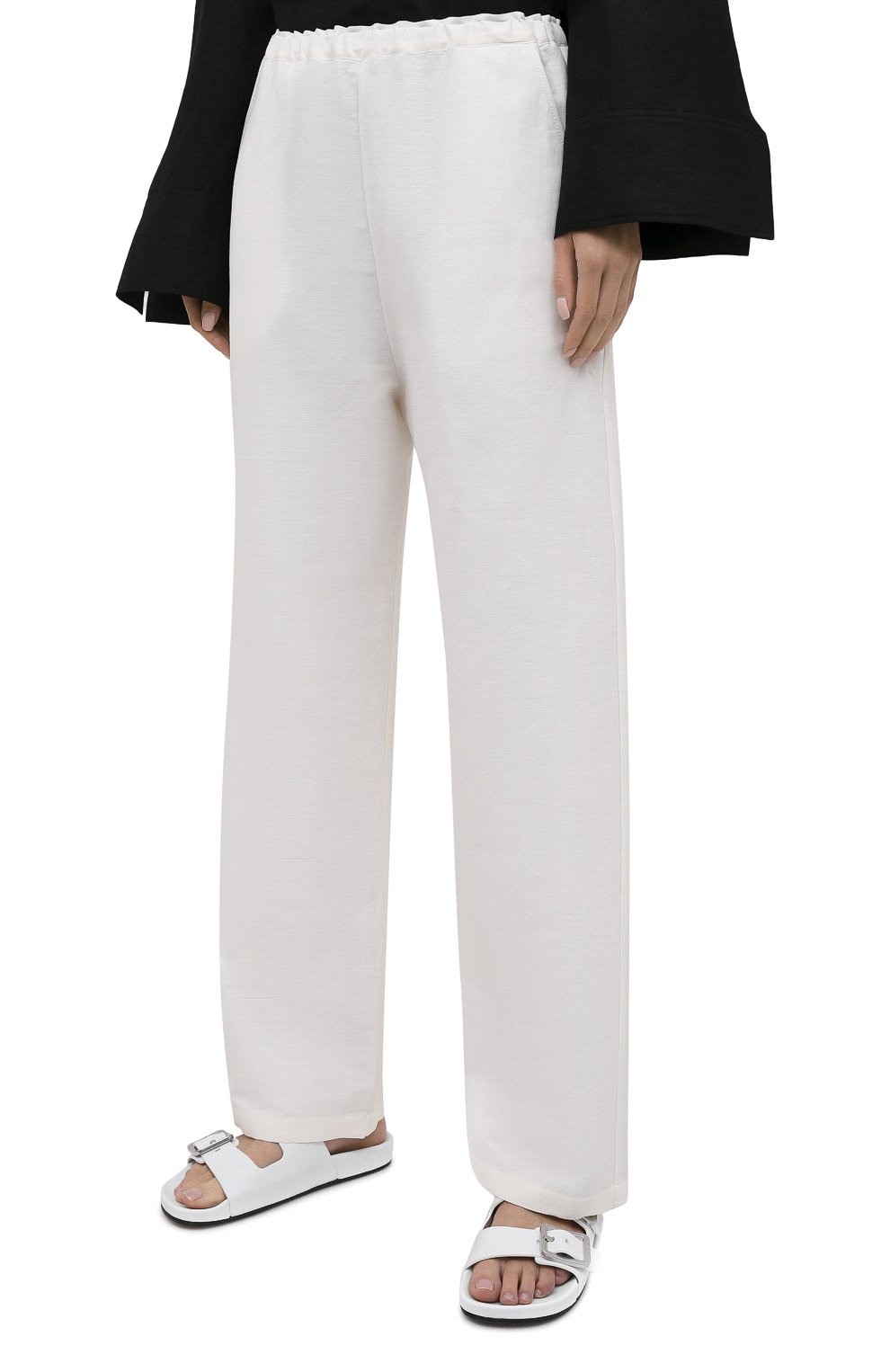 Льняные брюки TOTEME белого цвета по цене 24050 руб., арт. 212-254-723, фото 3 Льняные брюки TOTEME, арт. 212-254-723, фото 3