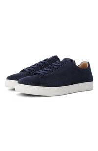 Темно-синий