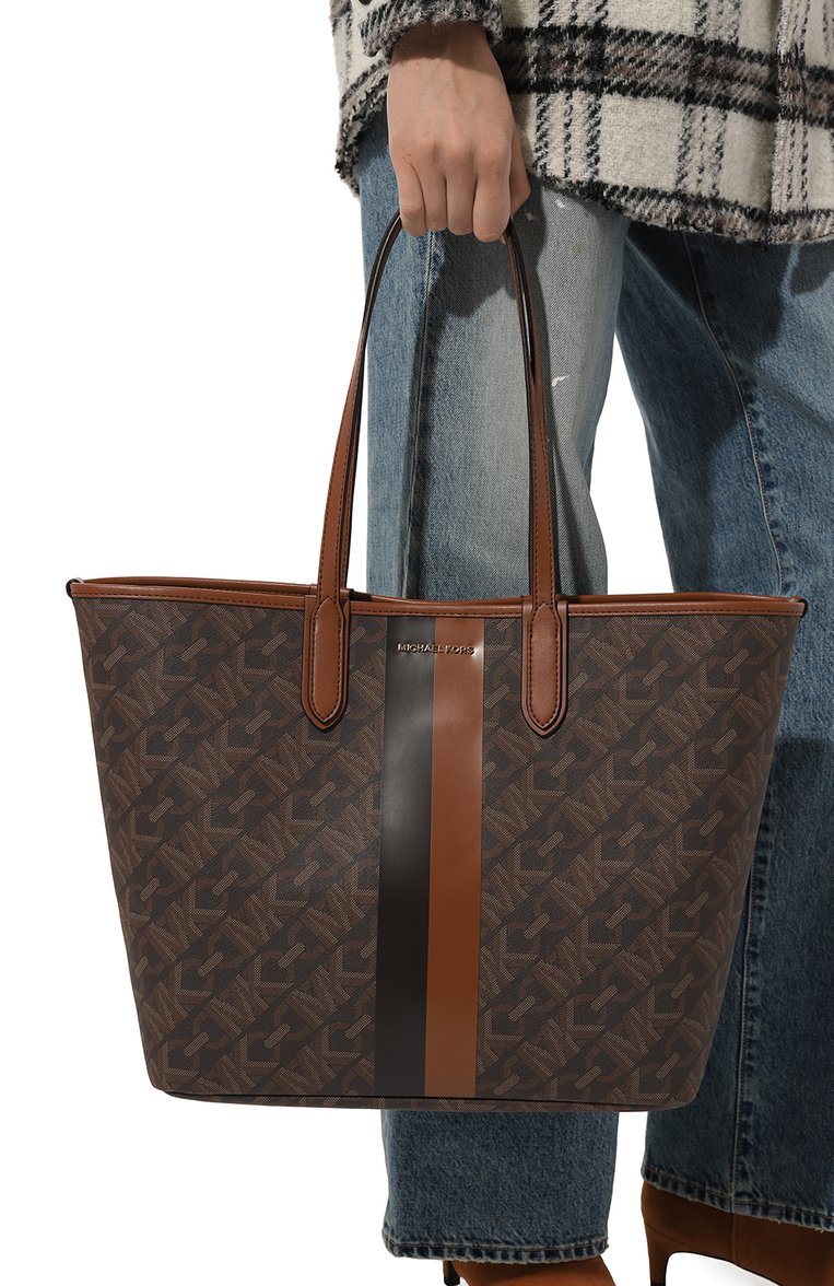 Женская сумка-тоут MICHAEL MICHAEL KORS коричневого цвета, арт. 30H3GZAT7B | Фото 2 (Материал: Экокожа; Драгоценные камни: Проставлено; Размер: large; Материал сплава: Проставлено)