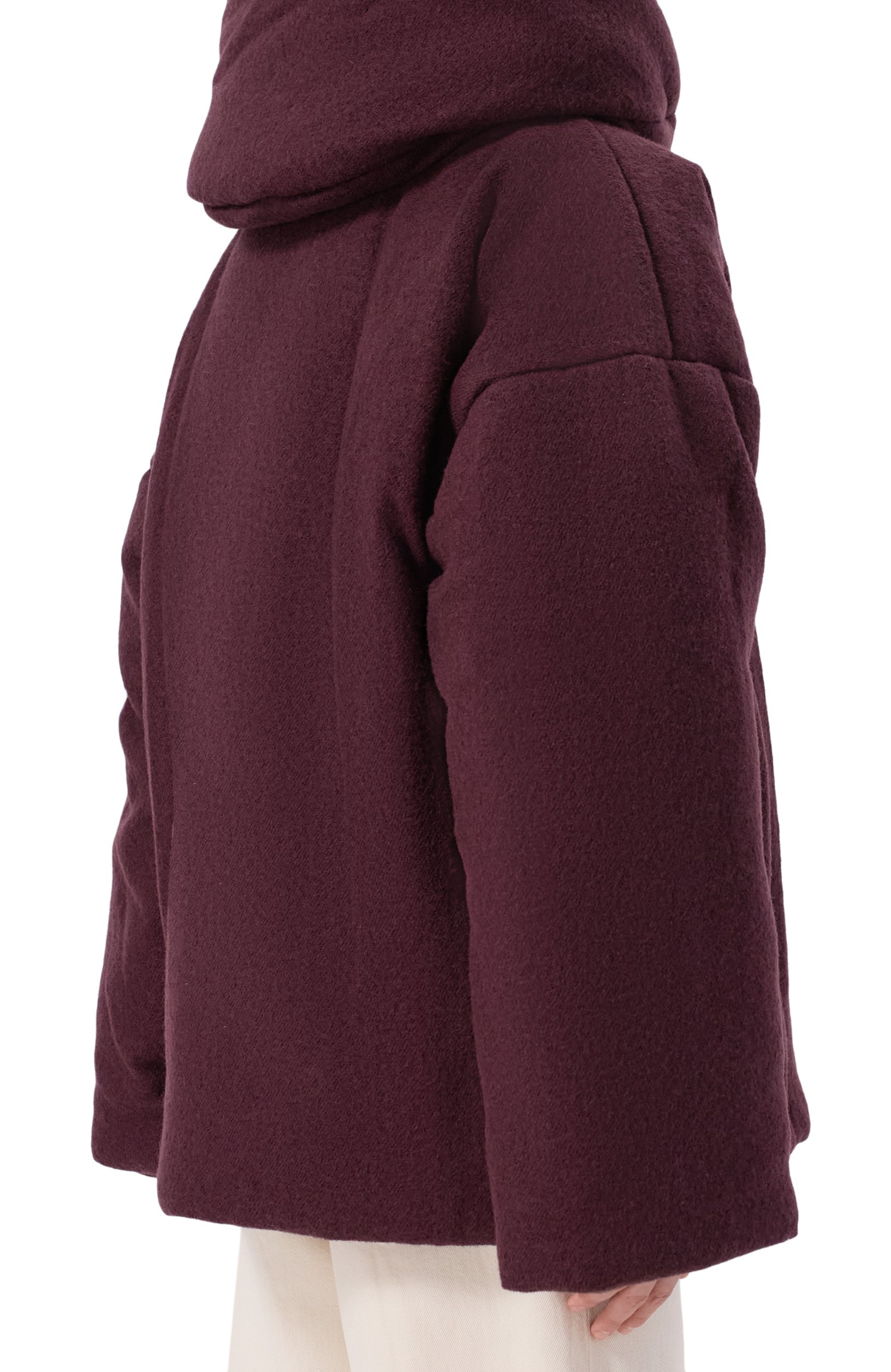 Пуховик DRIES VAN NOTEN бордового цвета по цене 242500 руб., арт. 262-010505/4237, фото 4 Пуховик DRIES VAN NOTEN, арт. 262-010505/4237, фото 4
