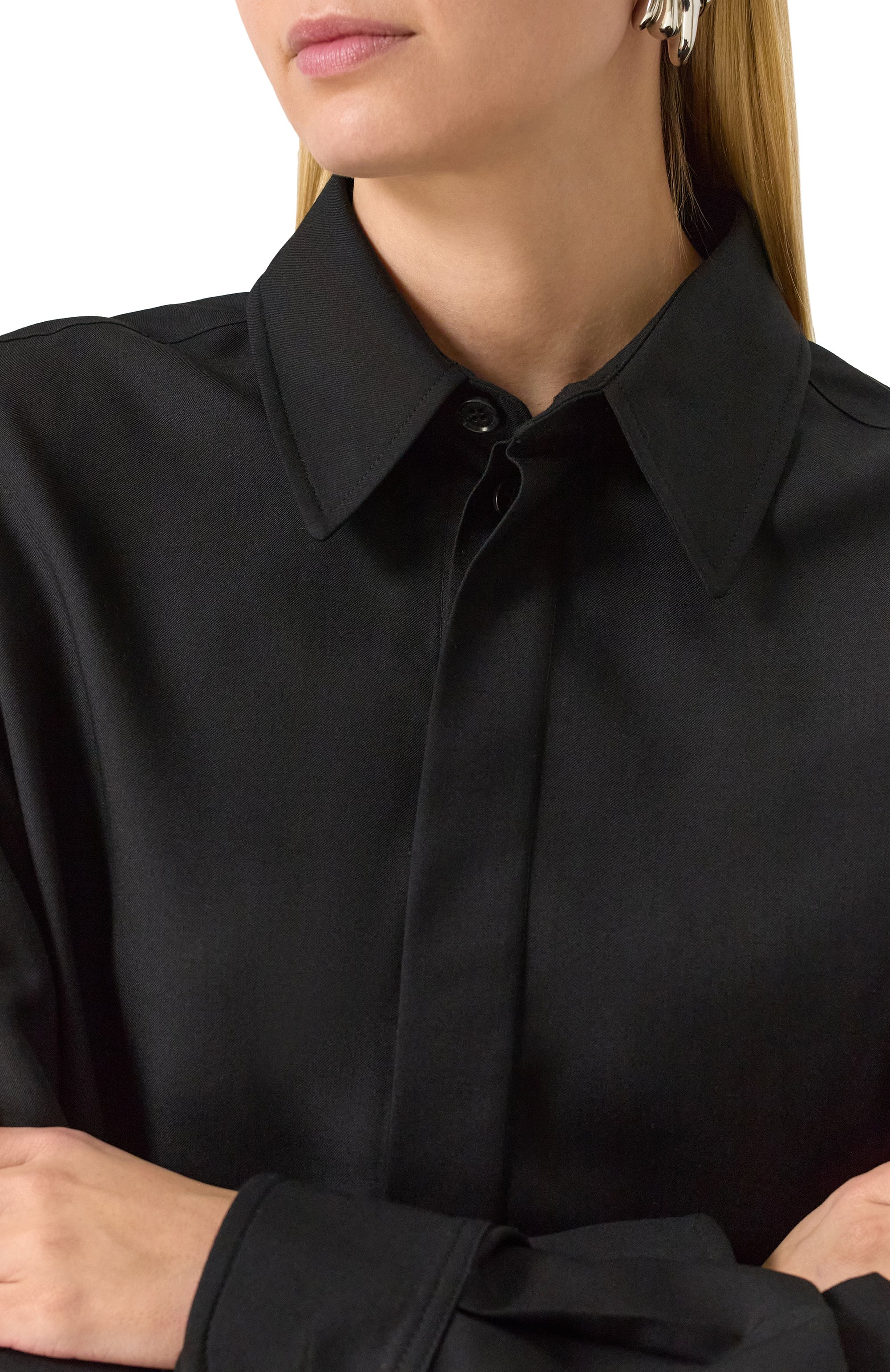 Кашемировая рубашка MVST черного цвета по цене 297000 руб., арт. TXBGM-Y217-2/LC1596, фото 5 Кашемировая рубашка MVST, арт. TXBGM-Y217-2/LC1596, фото 5