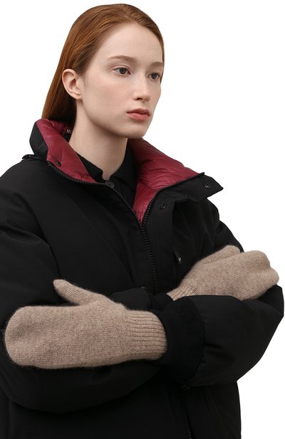 Кашемировые варежки TEGIN светло-бежевого цвета по цене 10350 руб., арт. 1641, фото 2 Кашемировые варежки TEGIN, арт. 1641, фото 2