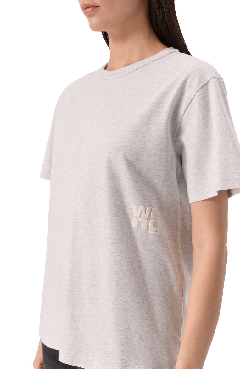 Женская хлопковая футболка ALEXANDERWANG.T серого цвета, арт. 4CC3241520 | Фото 5 (Длина (для топов): Стандартные; Рукава: Короткие; Материал внешний: Хлопок; Принт: Без принта; Стили: Кэжуэл; Женское Кросс-КТ: Футболка-одежда)