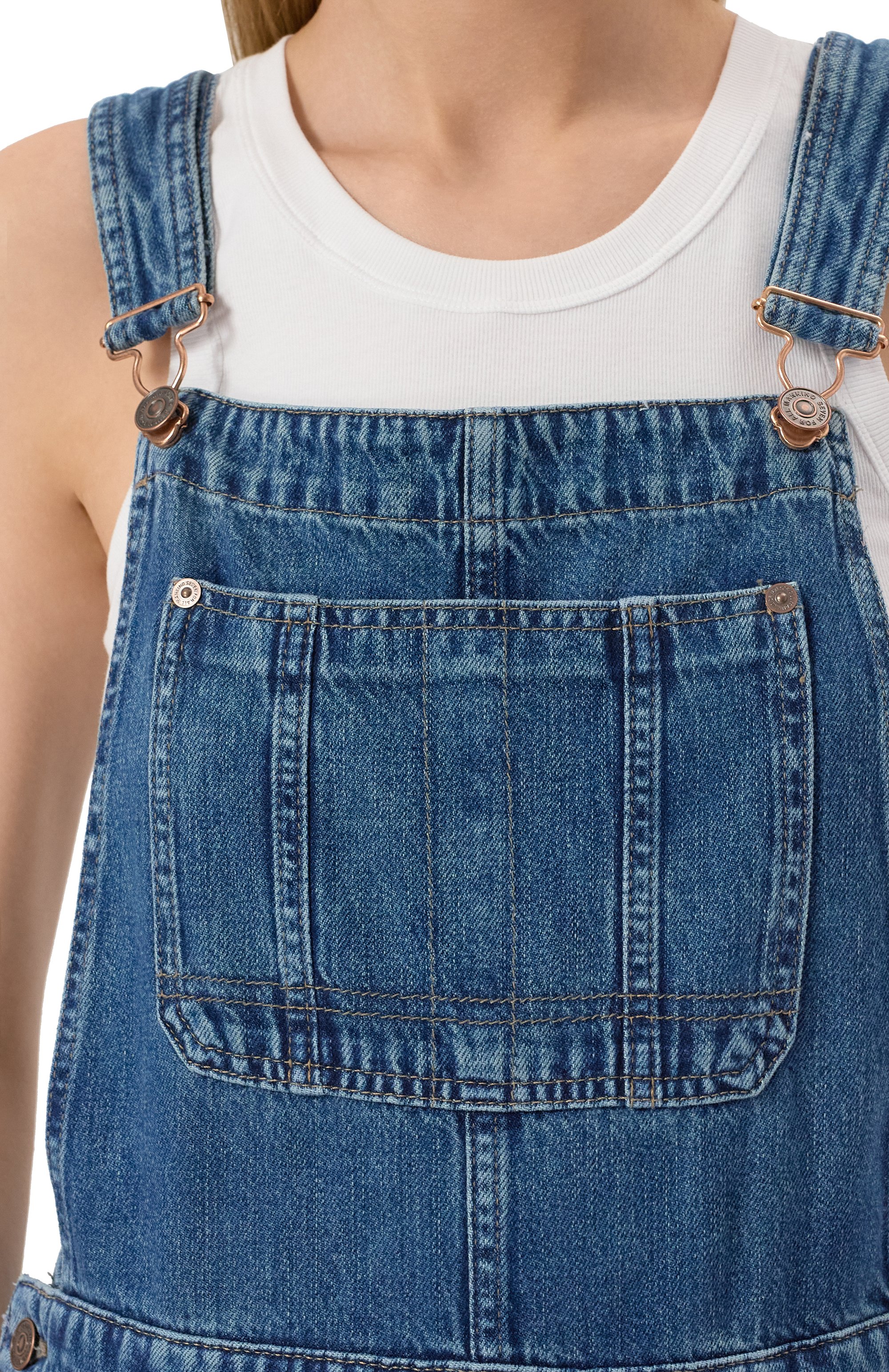 Джинсовый комбинезон dungarees 7 FOR ALL MANKIND синего цвета по цене 35100 руб., арт. 7U022555JSE, фото 5 Джинсовый комбинезон dungarees 7 FOR ALL MANKIND, арт. 7U022555JSE, фото 5