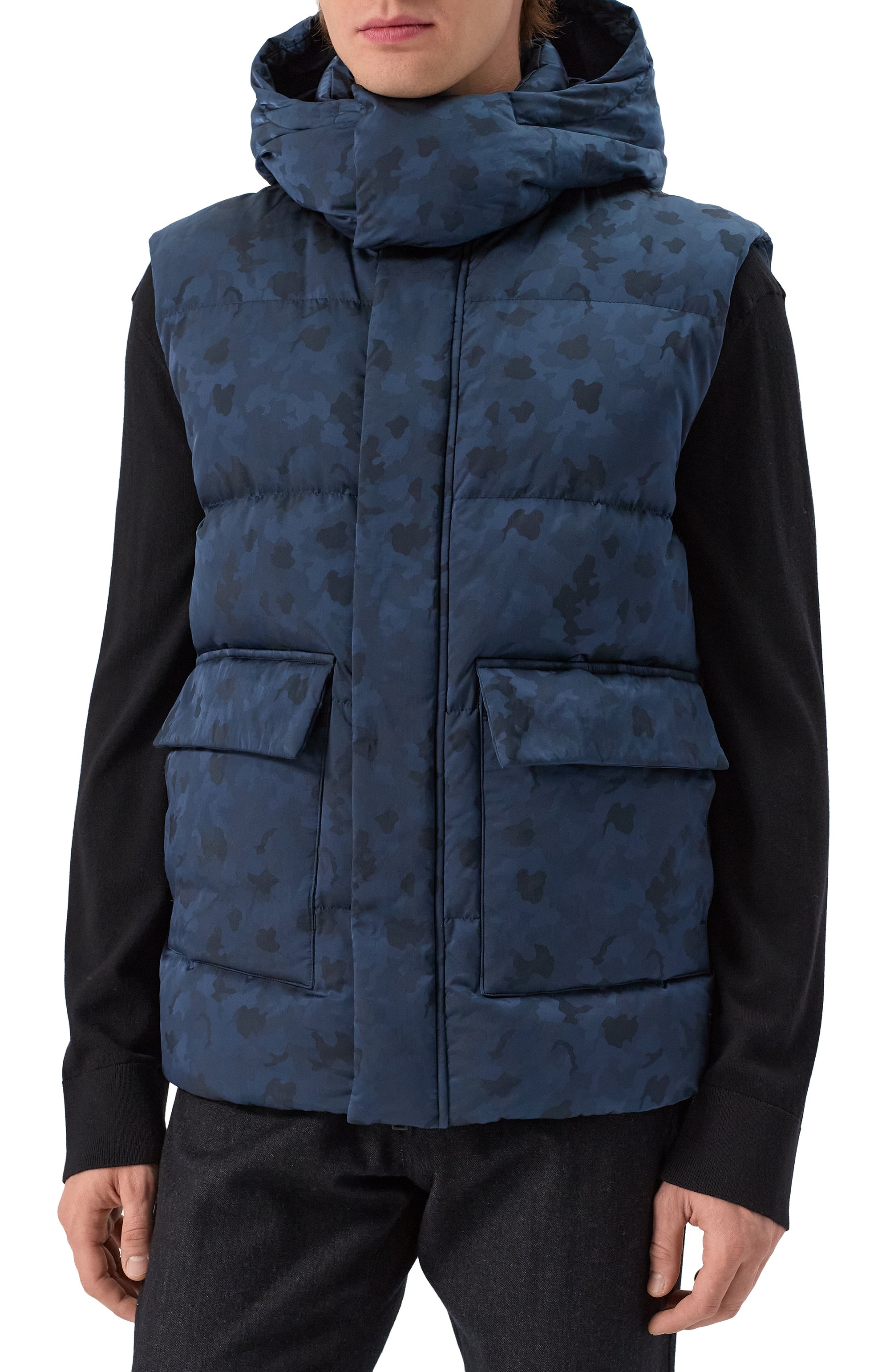 Пуховый жилет MVST синего цвета по цене 191500 руб., арт. ICU0010/JC_SET, фото 3 Пуховый жилет MVST, арт. ICU0010/JC_SET, фото 3