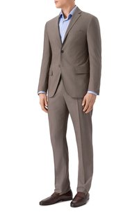 Коричневый