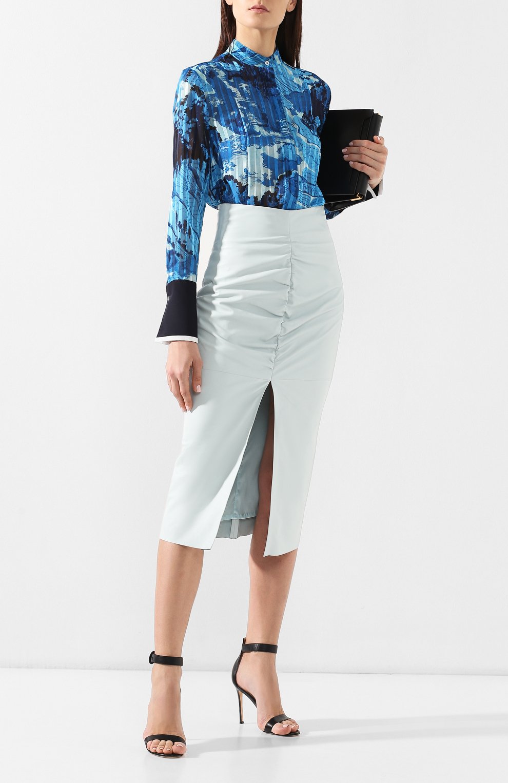 Блузка с принтом VICTORIA, VICTORIA BECKHAM, арт. SHVV 155 SS19 PRINTED SATIN STRIPE, фото 2