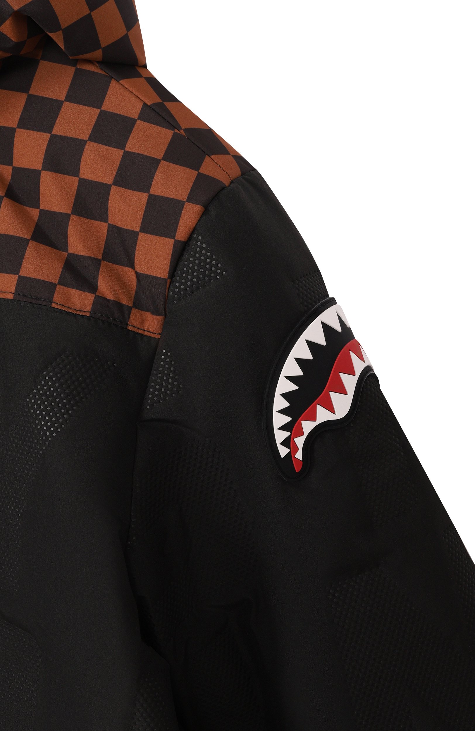Утепленная куртка SPRAYGROUND черного цвета по цене 29700 руб., арт. SPY1572BRWN/SG CHECKERED PADDED JACKET BR0WN, фото 3 Утепленная куртка SPRAYGROUND, арт. SPY1572BRWN/SG CHECKERED PADDED JACKET BR0WN, фото 3