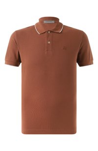 Коричневый