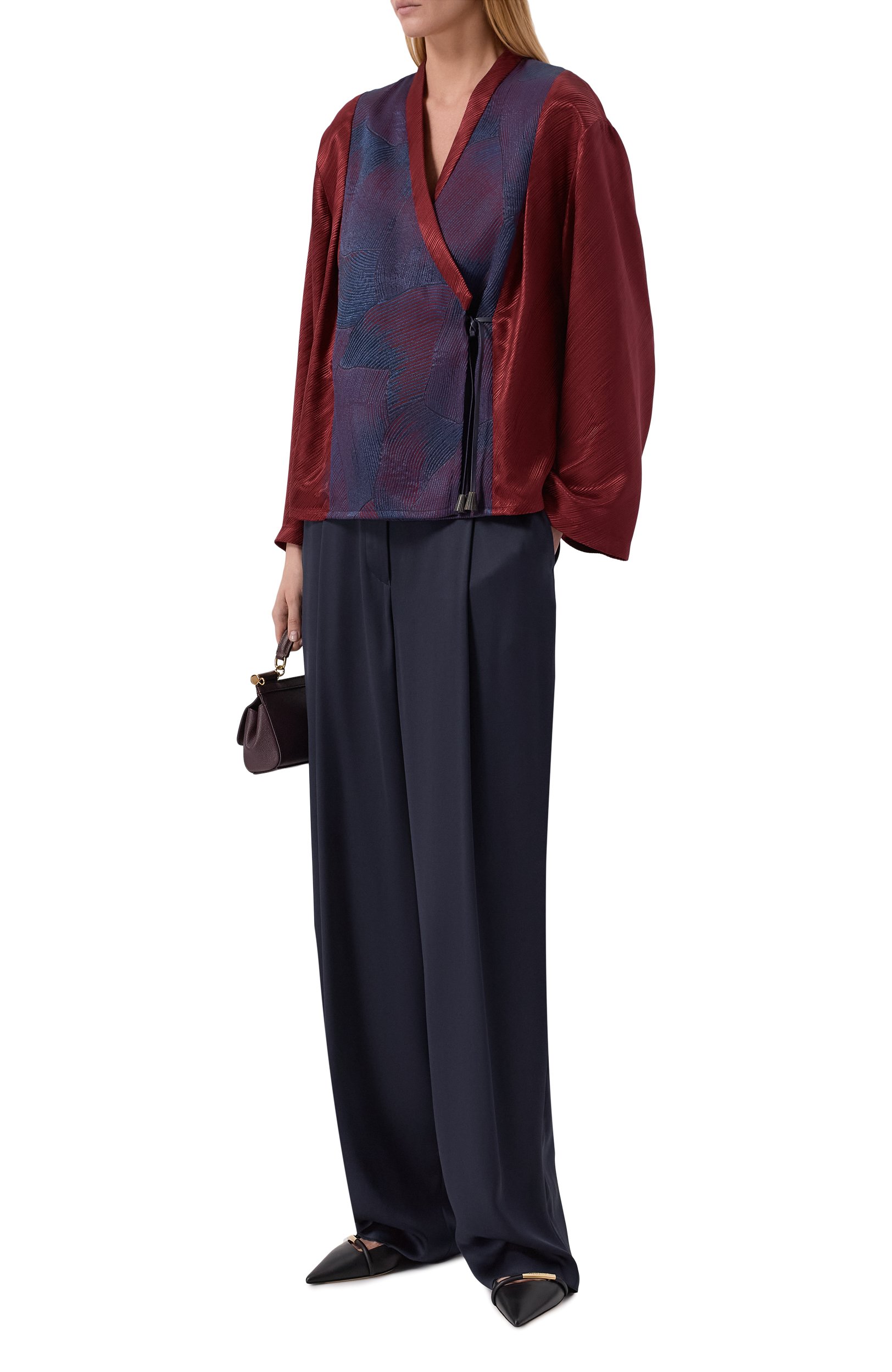 Рубашка-кимоно GIORGIO ARMANI бордового цвета по цене 415500 руб., арт. GW004024/TE23231, фото 2 Рубашка-кимоно GIORGIO ARMANI, арт. GW004024/TE23231, фото 2