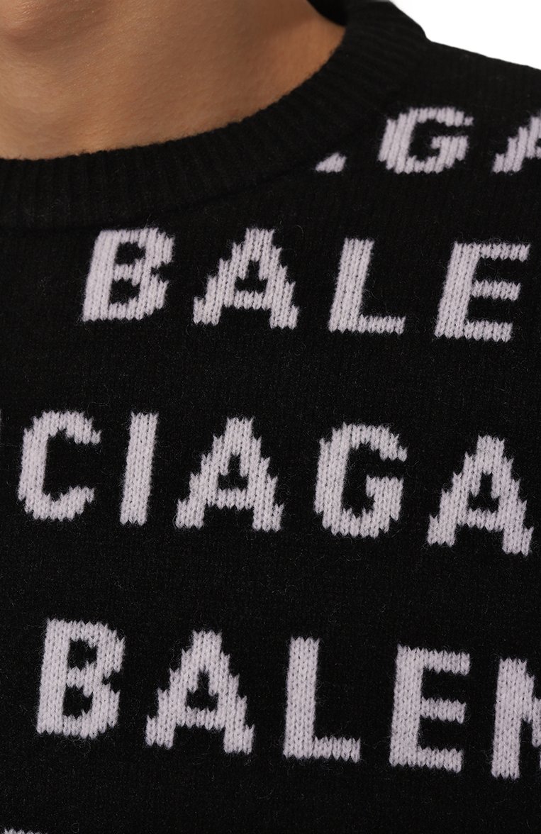 Мужской шерстяной свитер BALENCIAGA черного цвета, арт. 761596/T1673 | Фото 5 (Материал внешний: Шерсть; Рукава: Длинные; Длина (для топов): Стандартные; Мужское Кросс-КТ: Свитер-одежда; Принт: С принтом; Стили: Кэжуэл; Автоматизация �ТО: Проставлено; Детали: Без декора; Автоматизация состава: Проставлено)