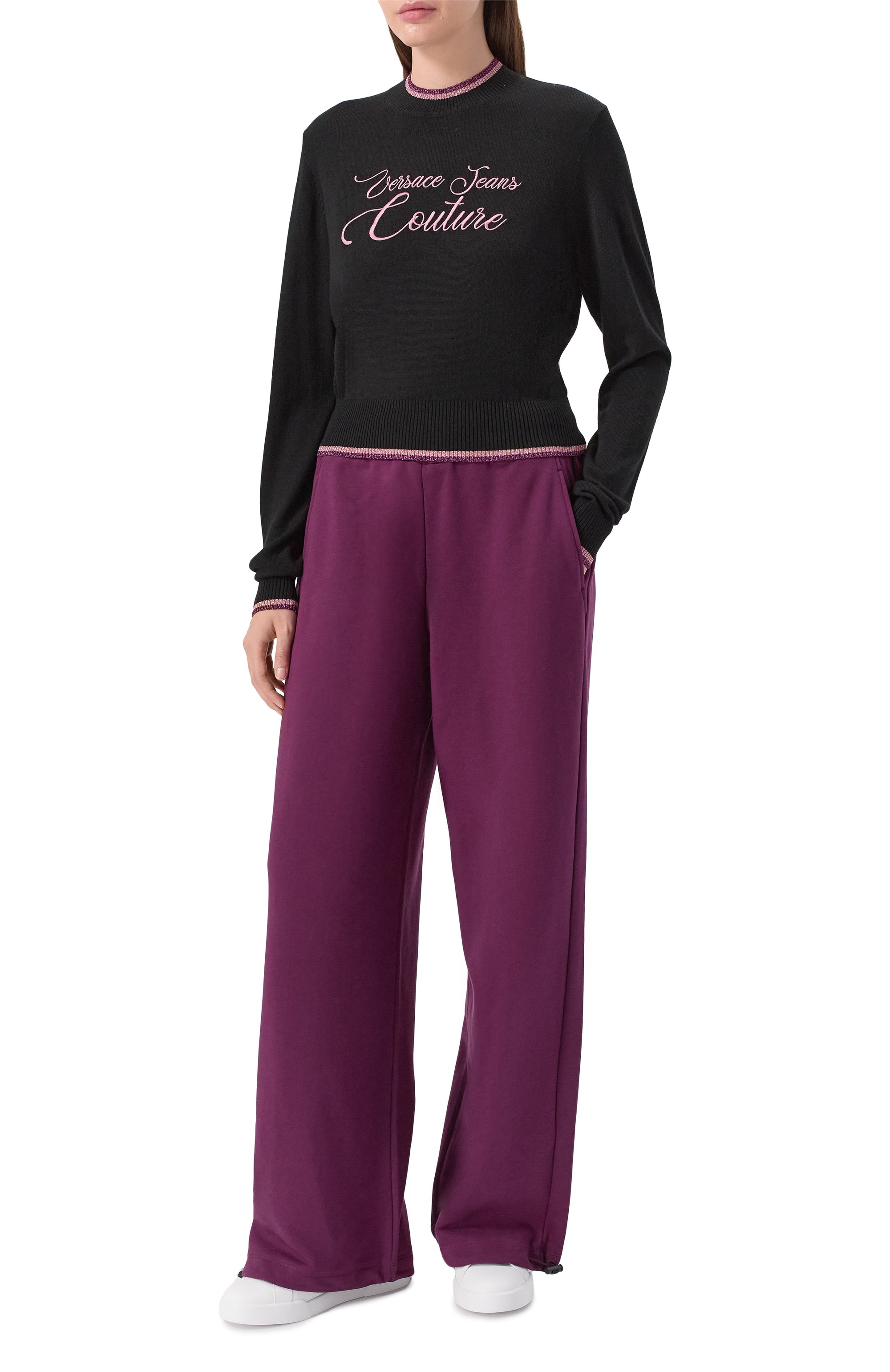 Пуловер VERSACE JEANS COUTURE черного цвета по цене 37150 руб., арт. 79HAFM20/CMH62, фото 2 Пуловер VERSACE JEANS COUTURE, арт. 79HAFM20/CMH62, фото 2