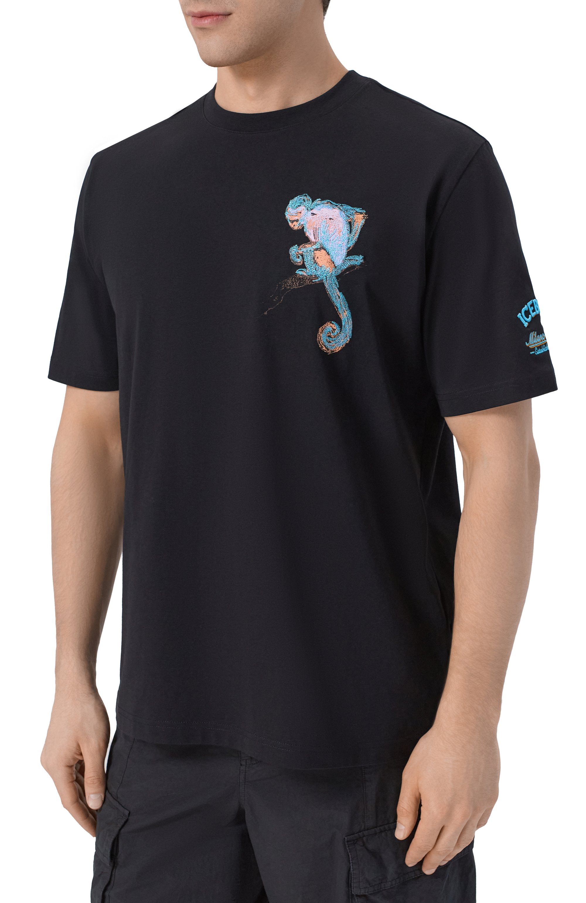 Хлопковая футболка ICEBERG черного цвета по цене 21900 руб., арт. F028/627A, фото 3 Хлопковая футболка ICEBERG, арт. F028/627A, фото 3