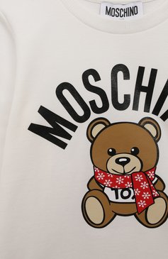 Детская хлопковый лонгслив MOSCHINO белого цвета, арт. HH0002/LBA37/4A-8A | Фо�то 3 (Рукава: Длинные; Мальчики Кросс-КТ: Лонгслив-одежда; Материал сплава: Проставлено; Материал внешний: Хлопок; Драгоценные камни: Проставлено)