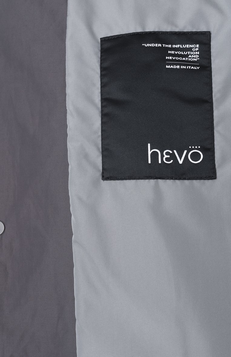 Мужской плащ HEVO темно-серого цвета, арт. BAIADELM0NAC0 S 130/H725 | Фото 7 (Материал внешний: Хлопок, Синтетический материал; Рукава: Длинные; Материал подклада: Синтетический материал; Длина (верхняя одежда): Длинные; Стили: Кэжуэл; Мужское Кросс-КТ: Плащ-верхняя одежда)