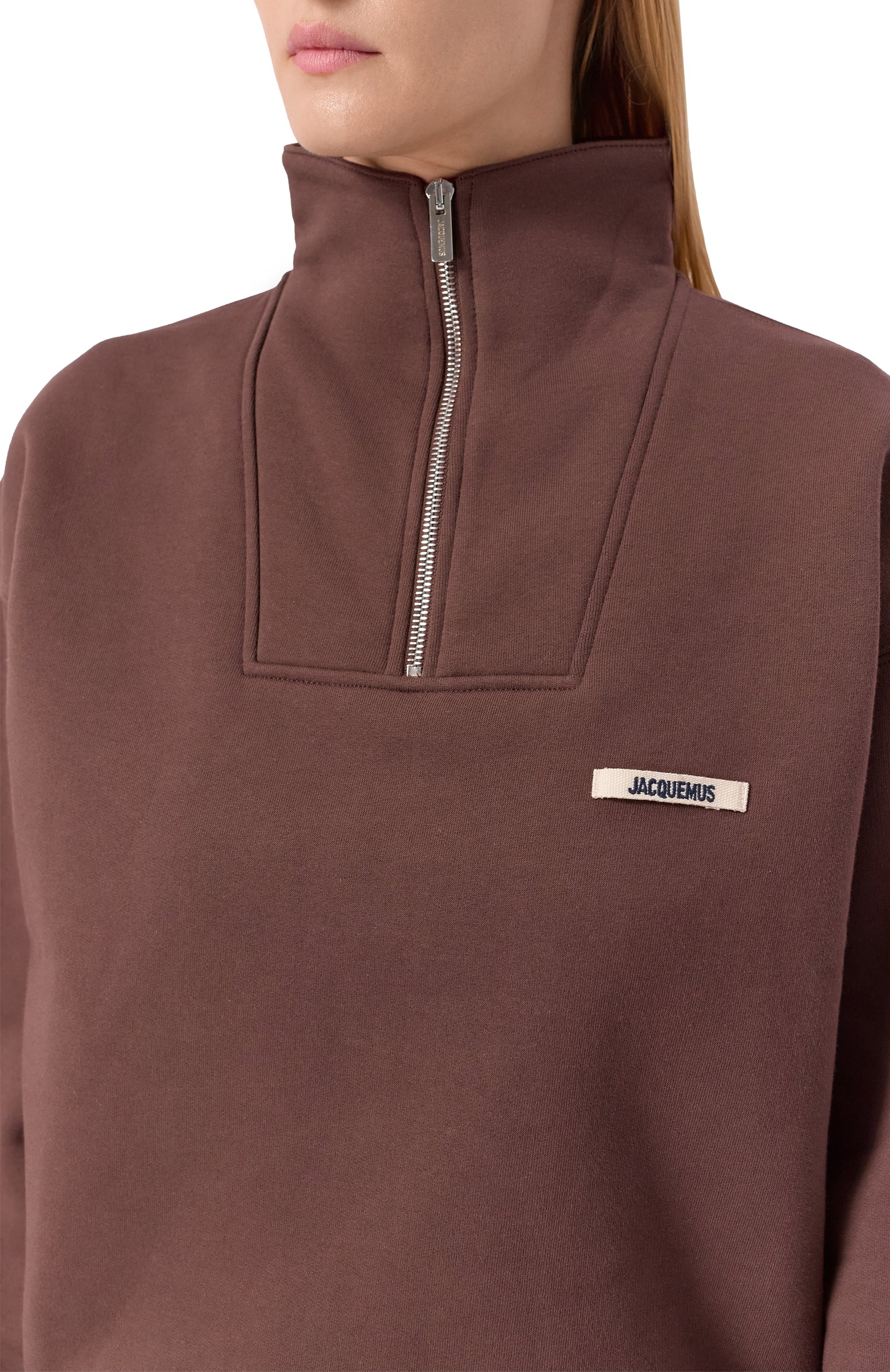 Хлопковый свитшот JACQUEMUS коричневого цвета по цене 51950 руб., арт. 25HSSW00210/AJ00174, фото 5 Хлопковый свитшот JACQUEMUS, арт. 25HSSW00210/AJ00174, фото 5