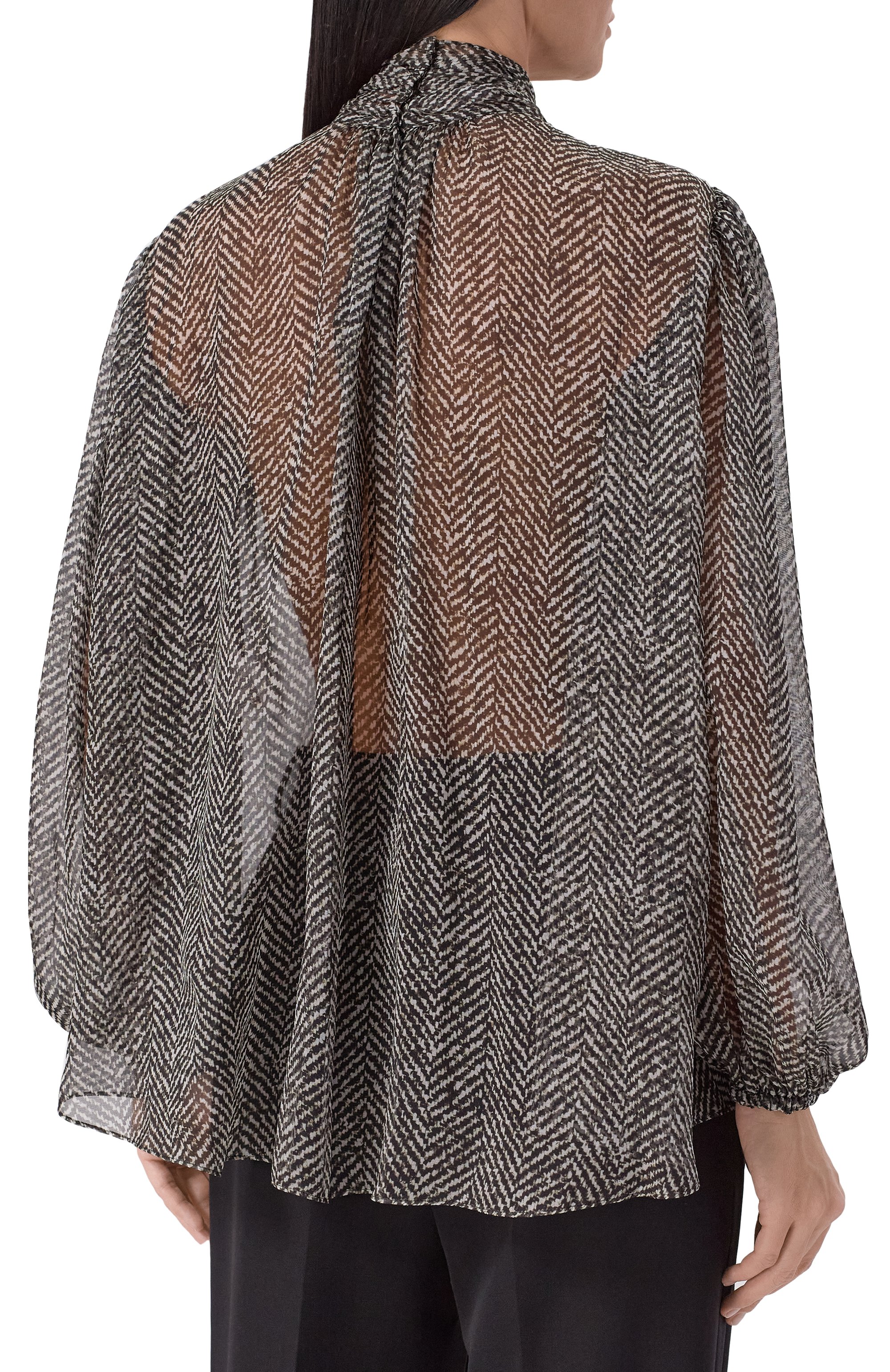 Шелковая блузка DOLCE & GABBANA темно-серого цвета по цене 191500 руб., арт. F5R62T/IS1ZN, фото 4 Шелковая блузка DOLCE & GABBANA, арт. F5R62T/IS1ZN, фото 4