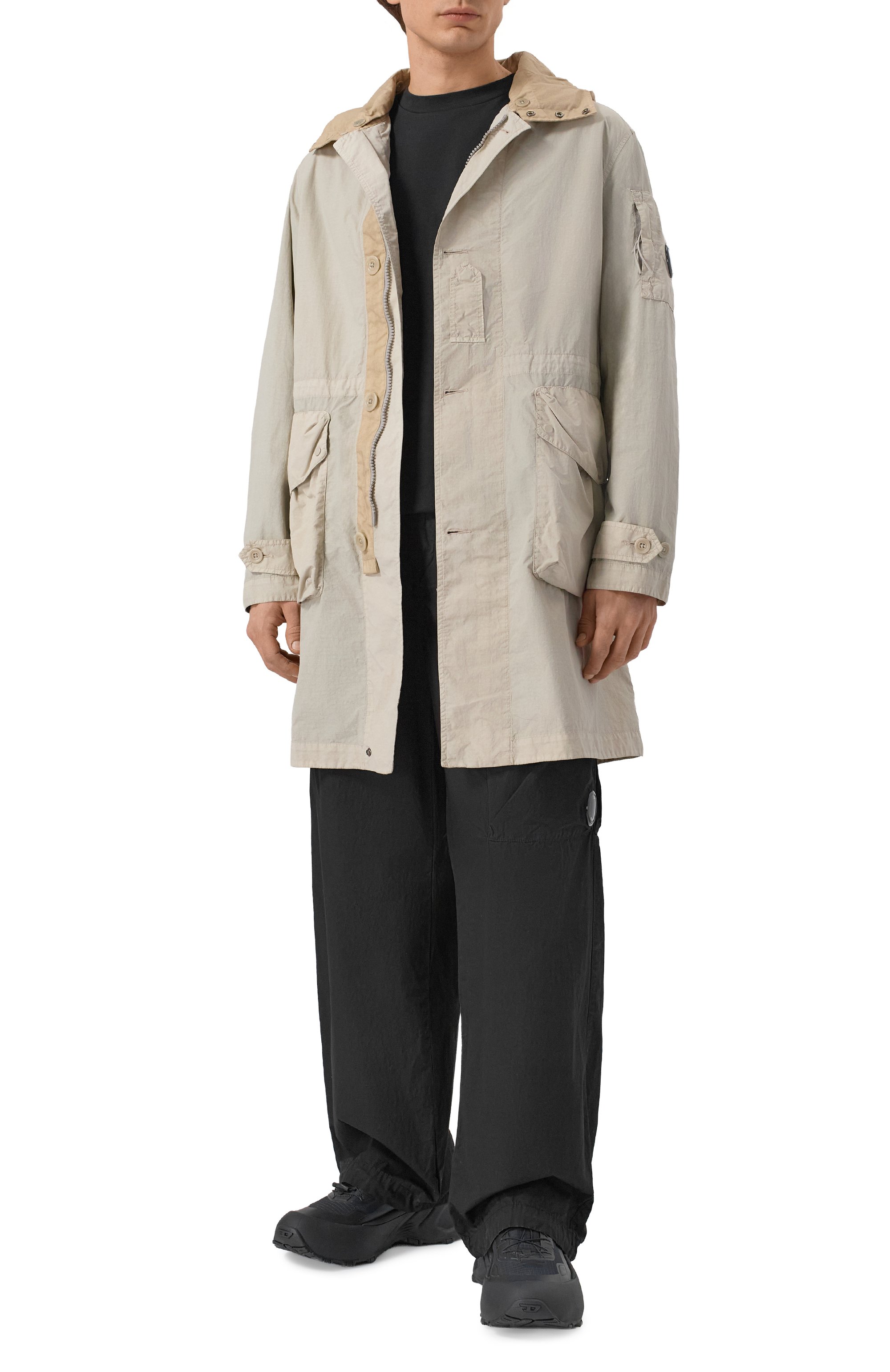 Парка C.P. COMPANY светло-серого цвета по цене 106500 руб., арт. 20CM0W016A/005991G, фото 2 Парка C.P. COMPANY, арт. 20CM0W016A/005991G, фото 2