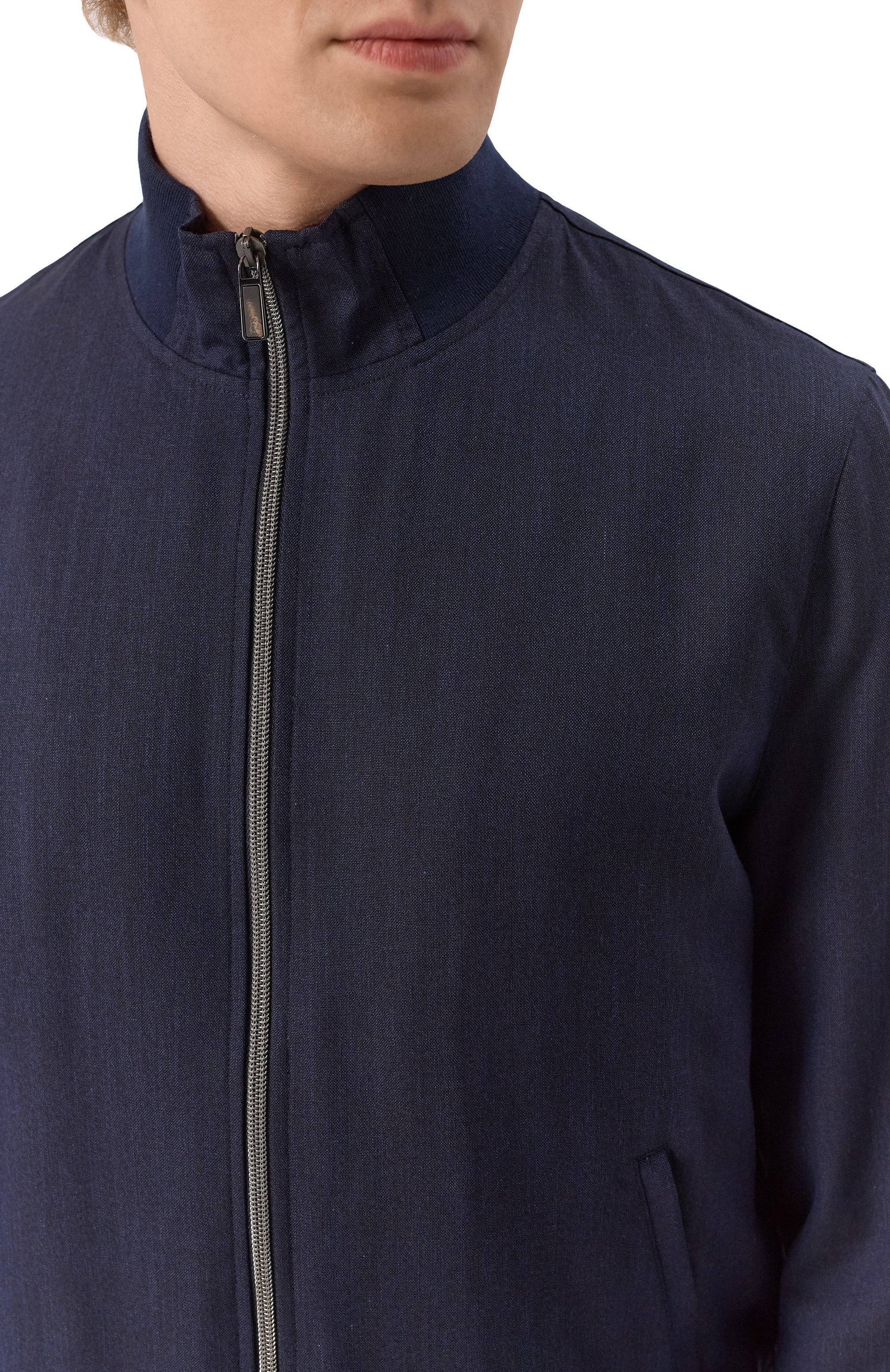 Толстовка из шерсти и шелка CAPOBIANCO темно-синего цвета по цене 110500 руб., арт. 18M183.LR00., фото 5 Толстовка из шерсти и шелка CAPOBIANCO, арт. 18M183.LR00., фото 5