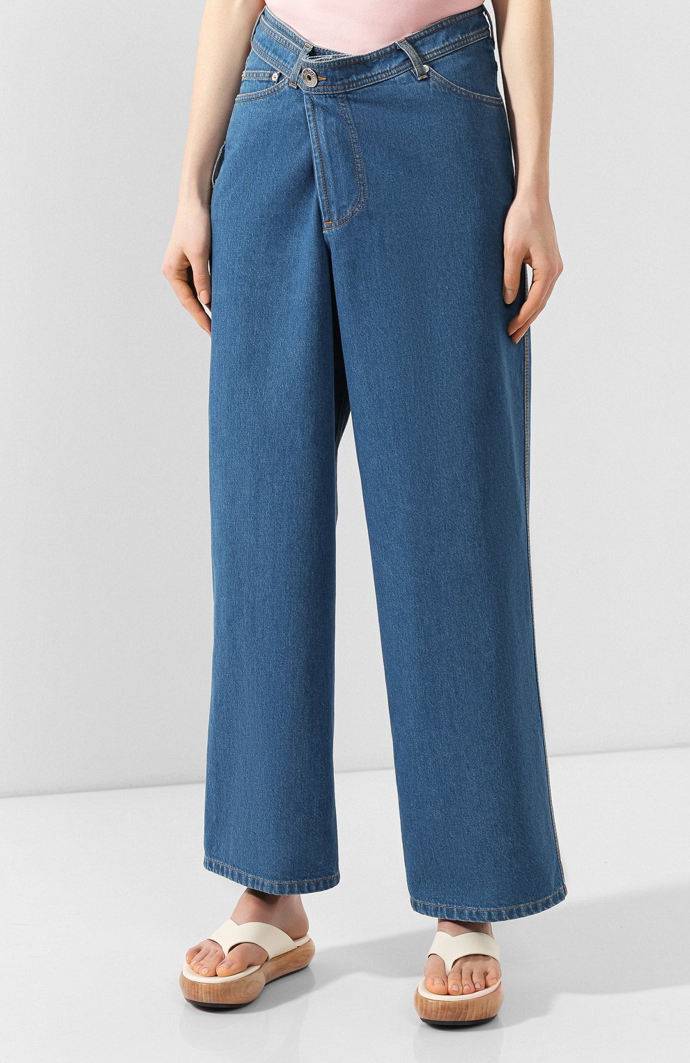 Джинсы LANVIN синего цвета по цене 62950 руб., арт. RW-TR527D-DZ01-E20, фото 3 Джинсы LANVIN, арт. RW-TR527D-DZ01-E20, фото 3