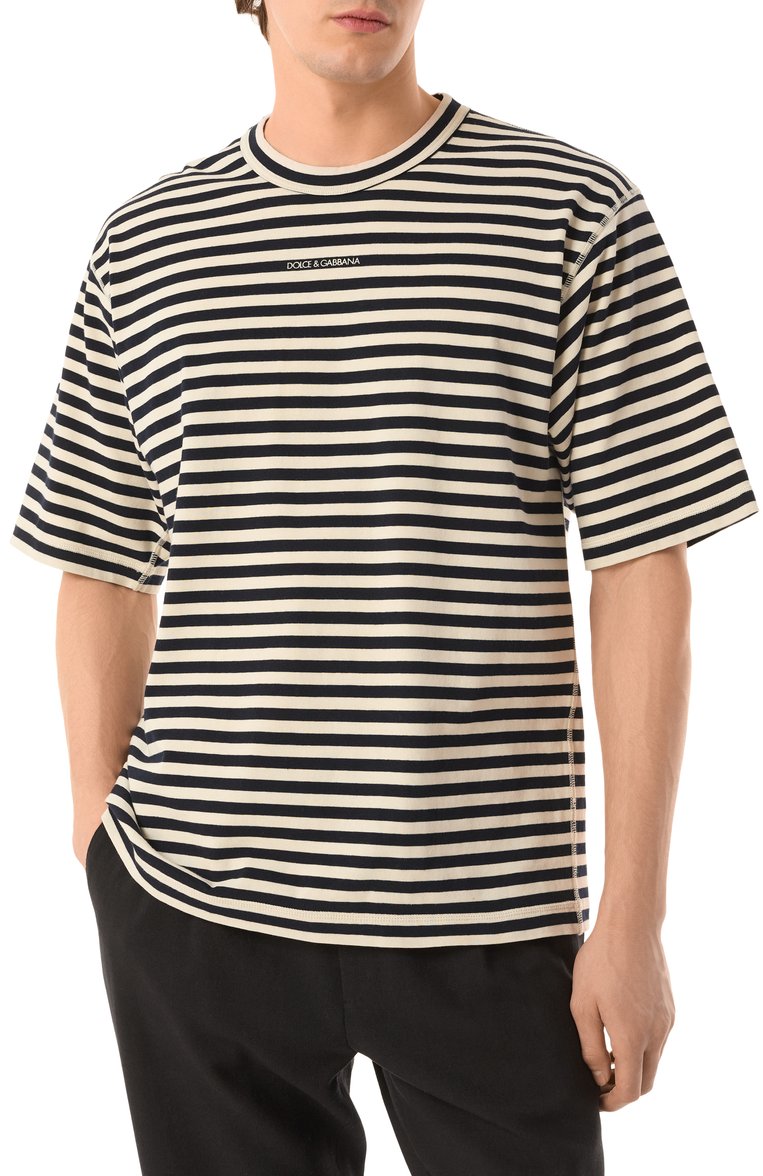 Мужская хлопковая футболка DOLCE & GABBANA черно-белого цвета, арт. G8RG6T/G7K3P | Фото 3 (Драгоценные камни: Проставлено; Материал сплава: Проставлено; Материал внешний: Хлопок; Рукава: Короткие; Стили: Кэжуэл; Принт: С принтом; Длина (для топов): Стандартные; Мужское Кросс-КТ: Футболка-одежда; Кросс-КТ: Джерси)