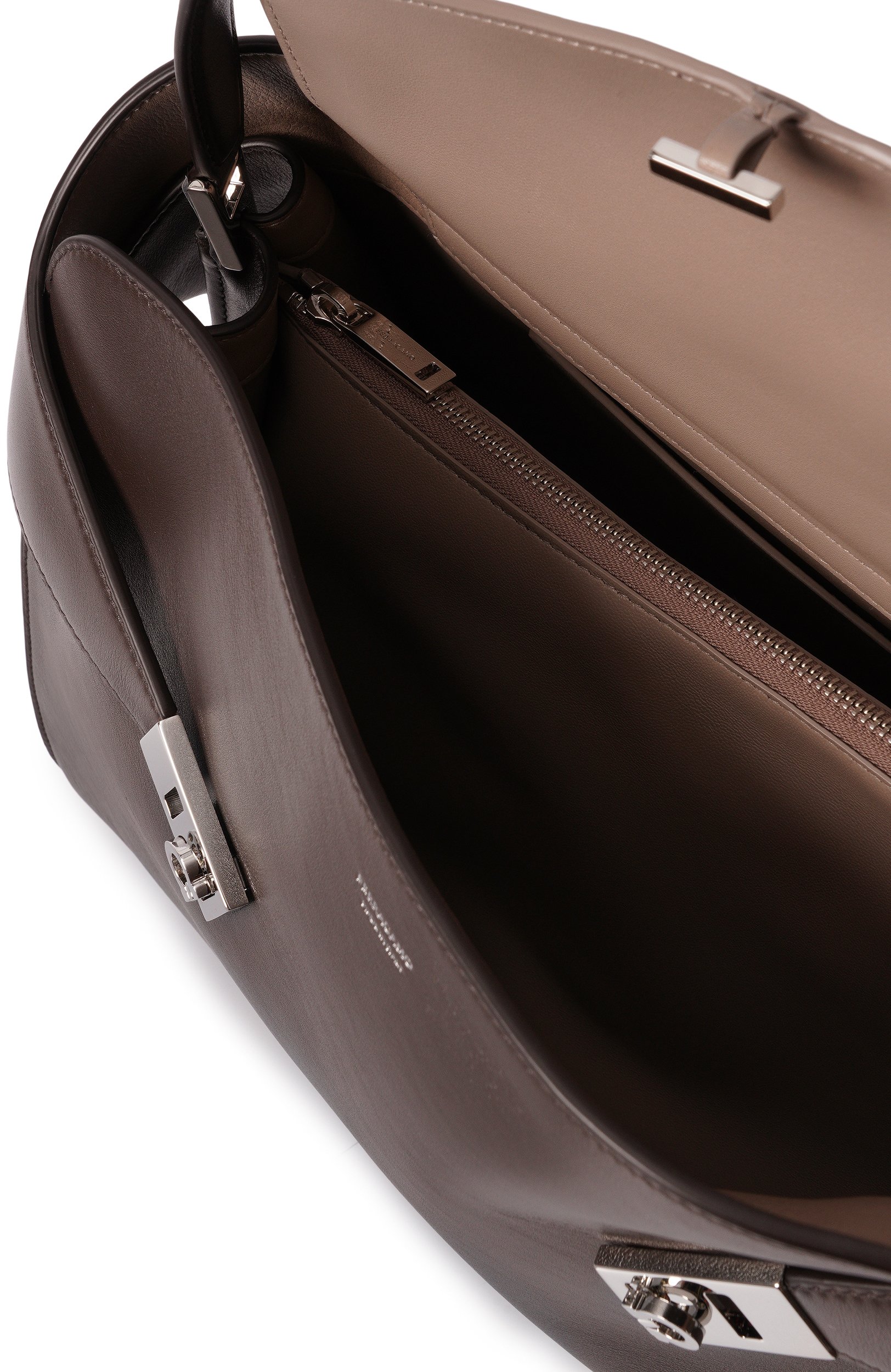 Сумка hug large FERRAGAMO темно-коричневого цвета по цене 387500 руб., арт. 219939/795206, фото 5 Сумка hug large FERRAGAMO, арт. 219939/795206, фото 5