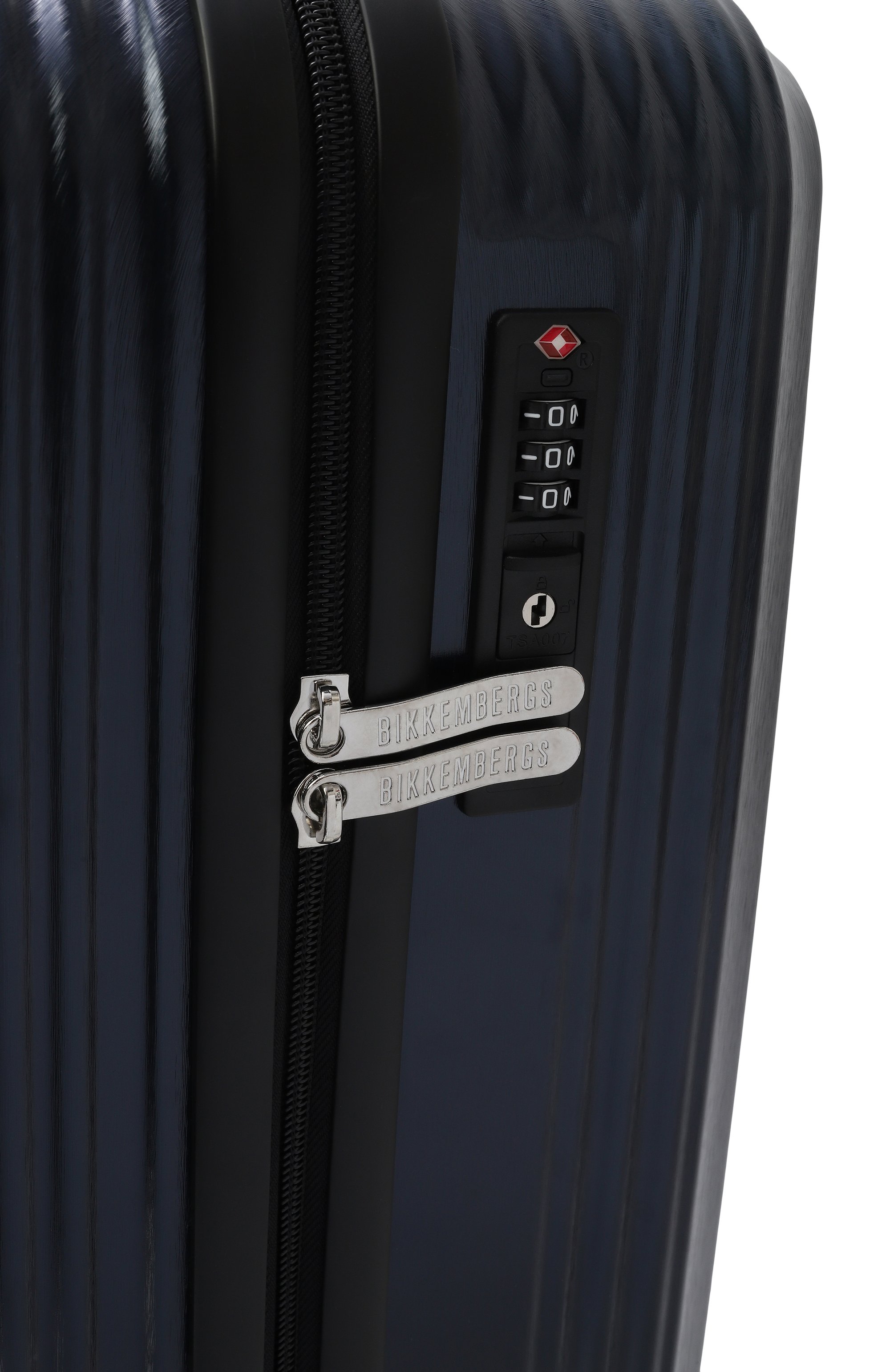 Чемодан derive DIRK BIKKEMBERGS темно-синего цвета по цене 22750 руб., арт. BKTR00634W, фото 2 Чемодан derive DIRK BIKKEMBERGS, арт. BKTR00634W, фото 2