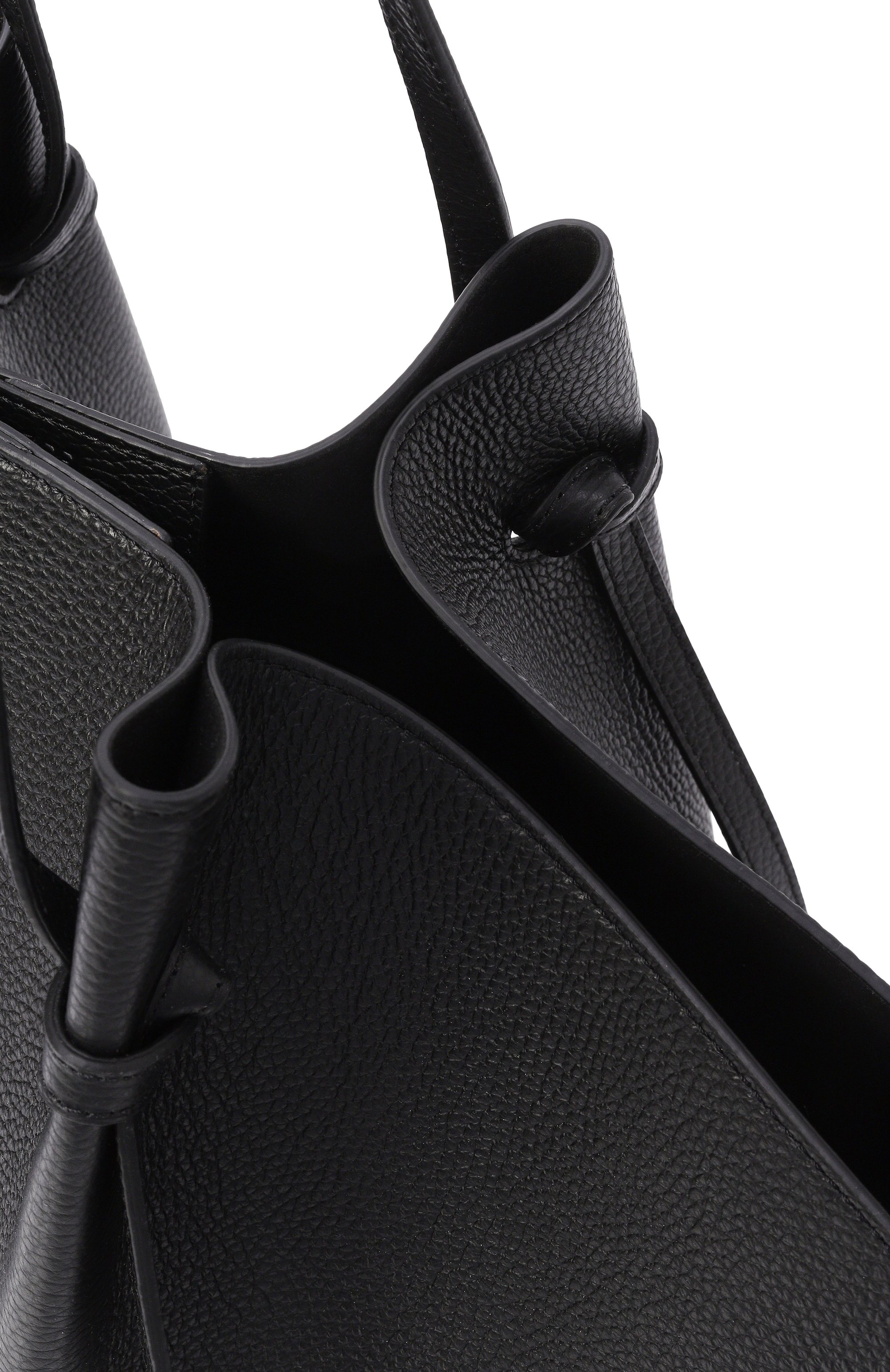 Сумка-тоут mochi large YUZEFI черного цвета по цене 79950 руб., арт. LARGE M0CHI/PEBBLE GRAIN LEATHER, фото 6 Сумка-тоут mochi large YUZEFI, арт. LARGE M0CHI/PEBBLE GRAIN LEATHER, фото 6