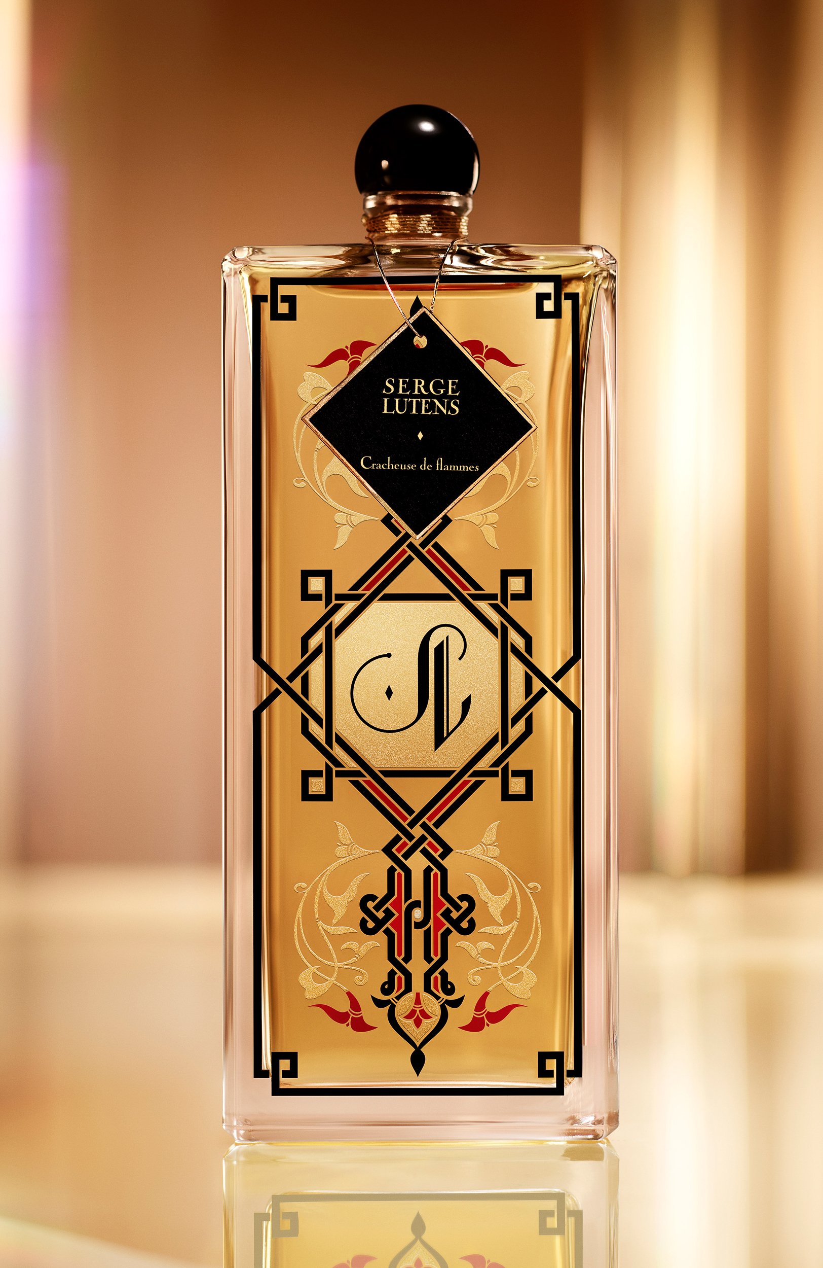 Парфюмерная вода cracheuse de flammes (100ml) SERGE LUTENS бесцветного цвета по цене 49500 руб., арт. 82100703SL, фото 6 Парфюмерная вода cracheuse de flammes (100ml) SERGE LUTENS, арт. 82100703SL, фото 6