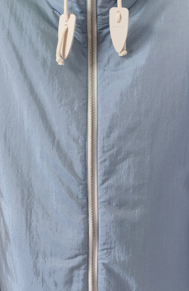 Женская ветровка JIL SANDER голубого цвета, арт. J40SW0006-J70003 | Фото 6 (Материал внешний: Шелк, Синтетический материал; Рукава: Длинные; Материал подклада: Синтетический материал; Длина (верхняя одежда): Короткие; Кросс-КТ: Куртка, Ветровки; Стили: Кэжуэл; Автоматизация ТО: Проставлено; Автоматизация состава: Проставлено)