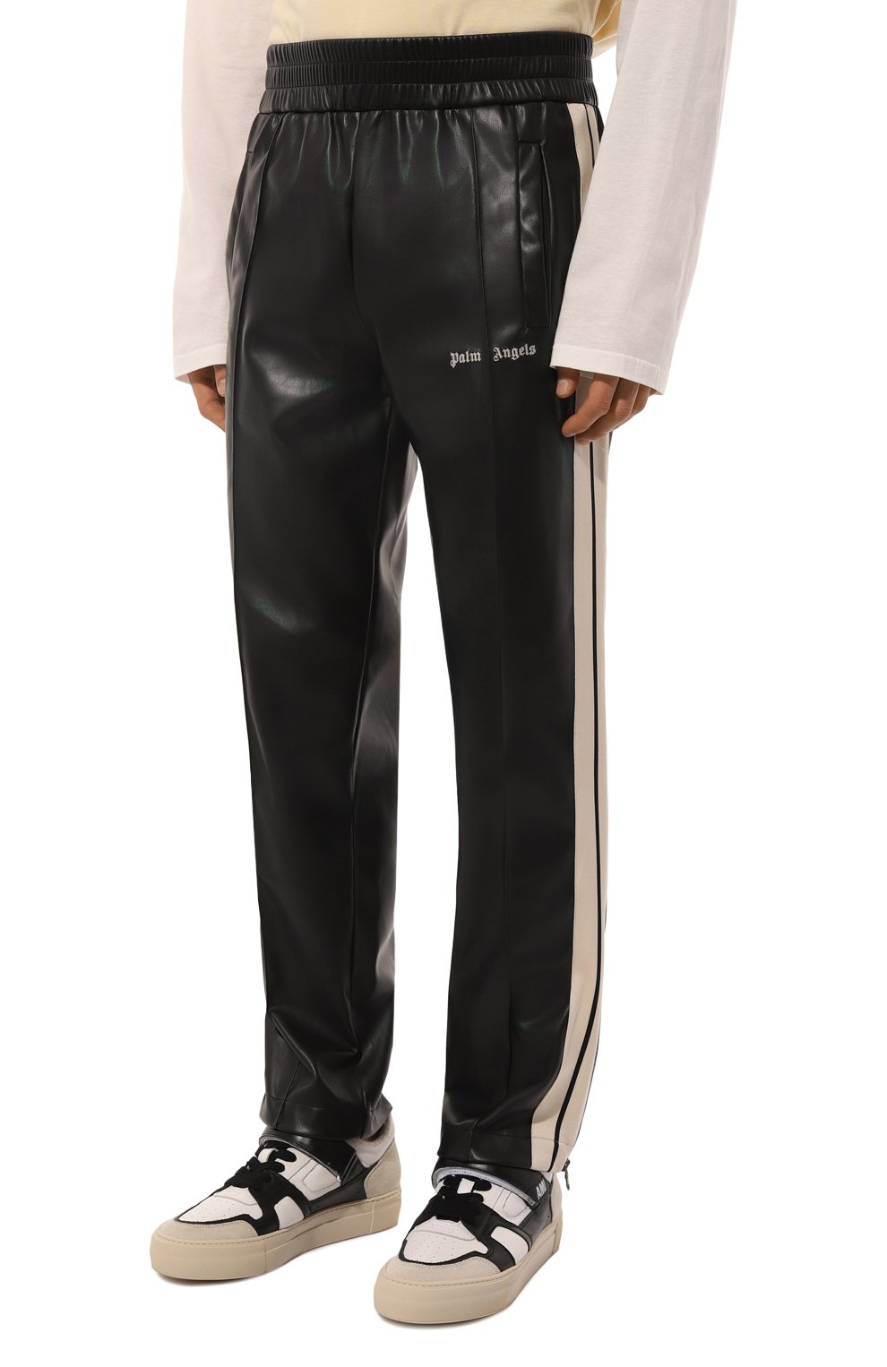 Брюки из экокожи PALM ANGELS черного цвета по цене 58400 руб., арт. PMCJ020F24FAB001, фото 3 Брюки из экокожи PALM ANGELS, арт. PMCJ020F24FAB001, фото 3