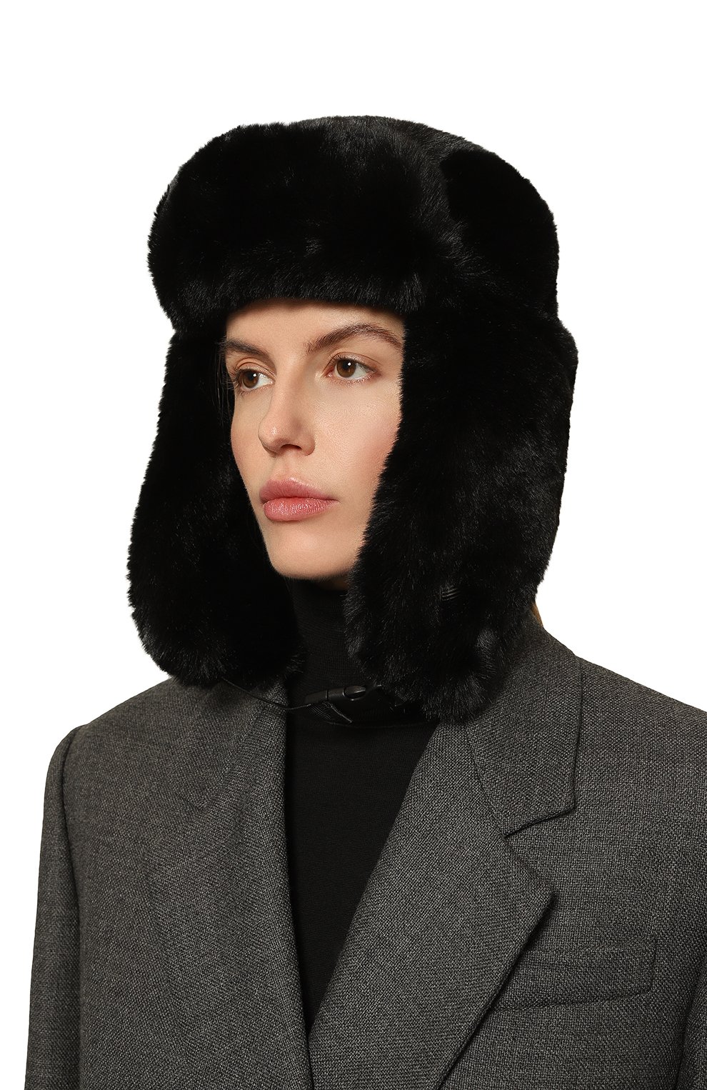 Шапка-ушанка из экомеха EA7 черного цвета по цене 8755 руб., арт. 280045/4F102, фото 2 Шапка-ушанка из экомеха EA7, арт. 280045/4F102, фото 2