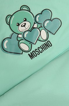 Детского хлопковое одеяло MOSCHINO зеленого цвета, арт. MMB006/LAB22 | Фото 3 (Материал: Текстиль, Хлопок; Региональные ограничения белый список (Axapta Mercury): RU; Материал сплава: Проставлено; Нос: Не проставлено)