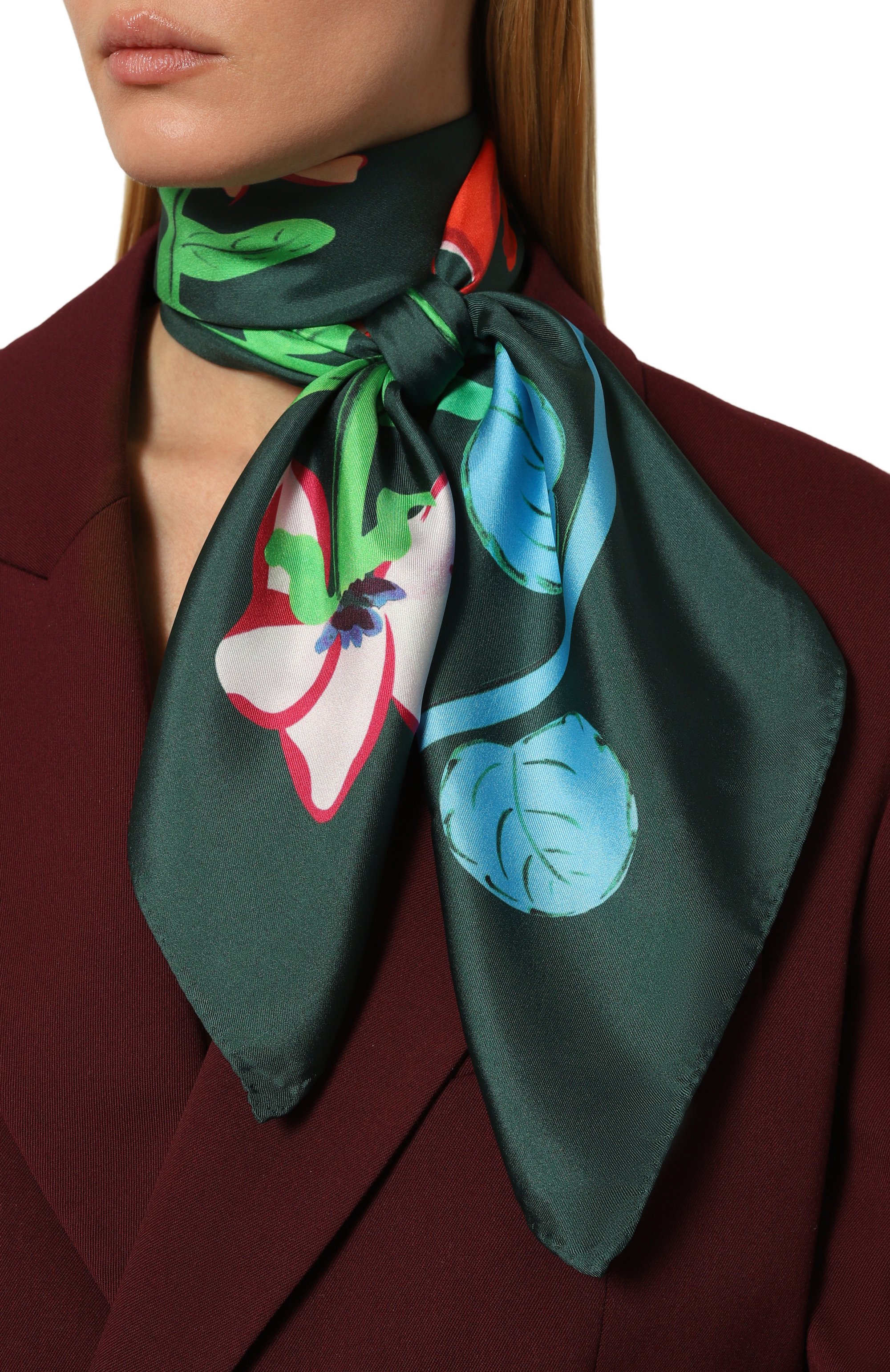 Шелковый платок зеленый гербарий PETITJEAN PARIS зеленого цвета по цене 35000 руб., арт. 19C1, фото 2 Шелковый платок зеленый гербарий PETITJEAN PARIS, арт. 19C1, фото 2