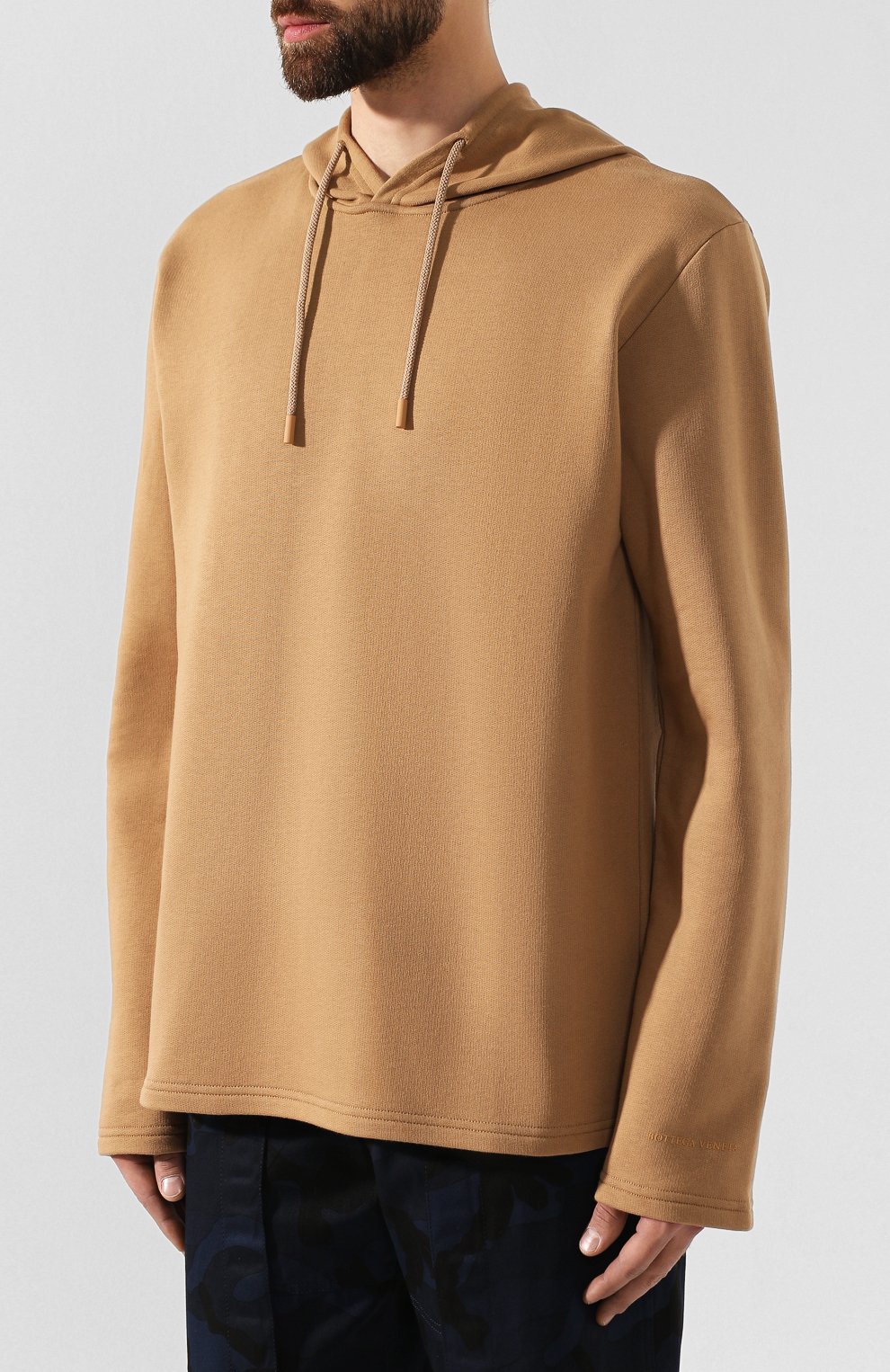 Хлопковое худи BOTTEGA VENETA бежевого цвета по цене 98900 руб., арт. 575609/VKAC0, фото 3 Хлопковое худи BOTTEGA VENETA, арт. 575609/VKAC0, фото 3