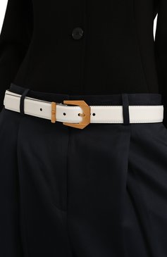 Женский кожаный ремень VERSACE белого цвета, арт. 1007419/DV3T | Фото 2 (Нос: Не проставлено; Материал: Натуральная кожа)