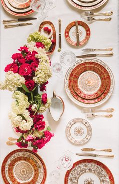 Кофейник aux rois rouge BERNARDAUD красного цвета, арт. G653/34 | Фото 2 (Коллекция: Aux Rois Rouge; Региональные ограничения белый список (Axapta Mercury): Не проставлено; Нос: Не проставлено; Ограничения доставки: fragile-2)