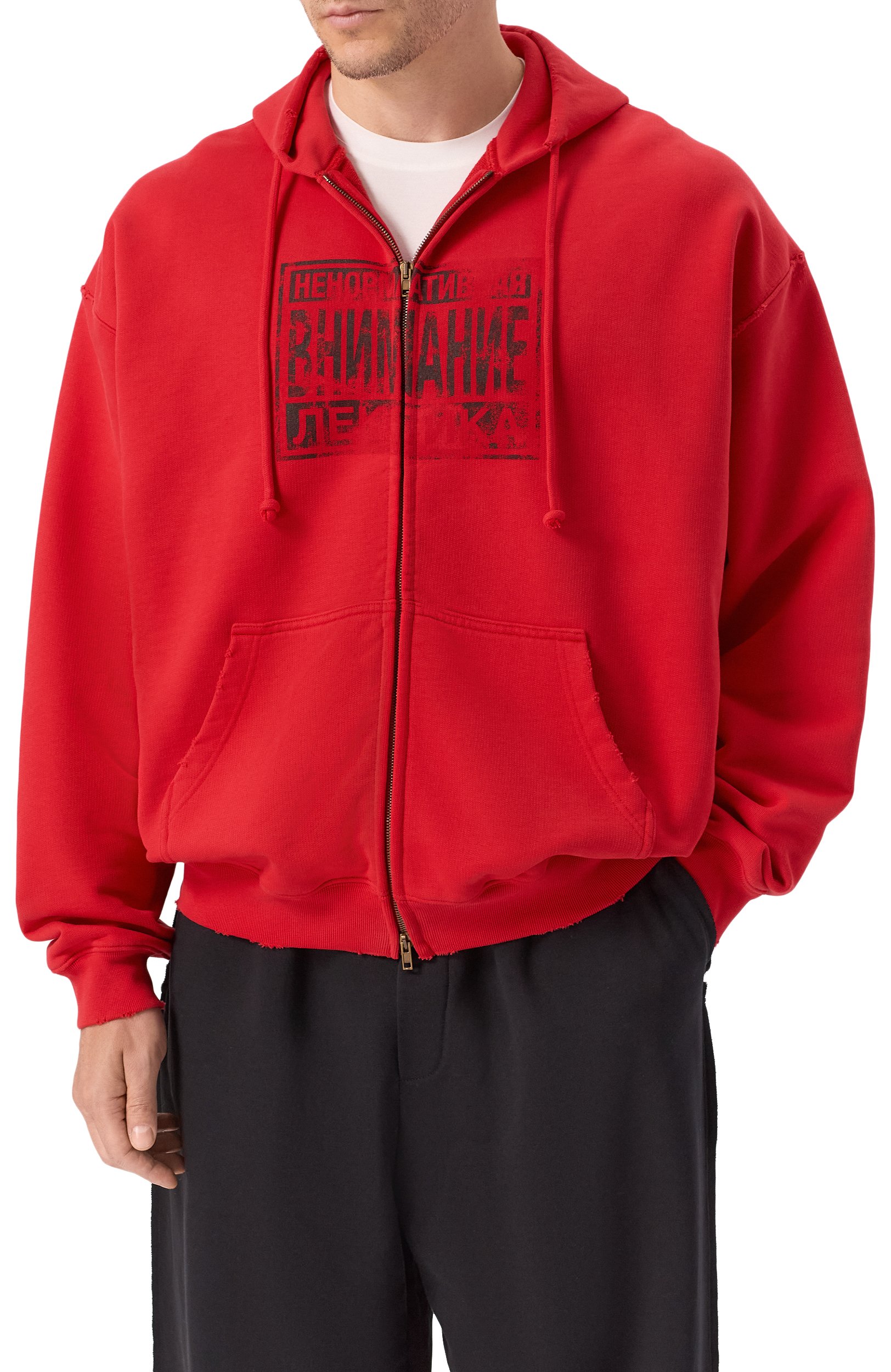 Хлопковая толстовка VETEMENTS красного цвета по цене 98550 руб., арт. MH27ZU232R, фото 4 Хлопковая толстовка VETEMENTS, арт. MH27ZU232R, фото 4